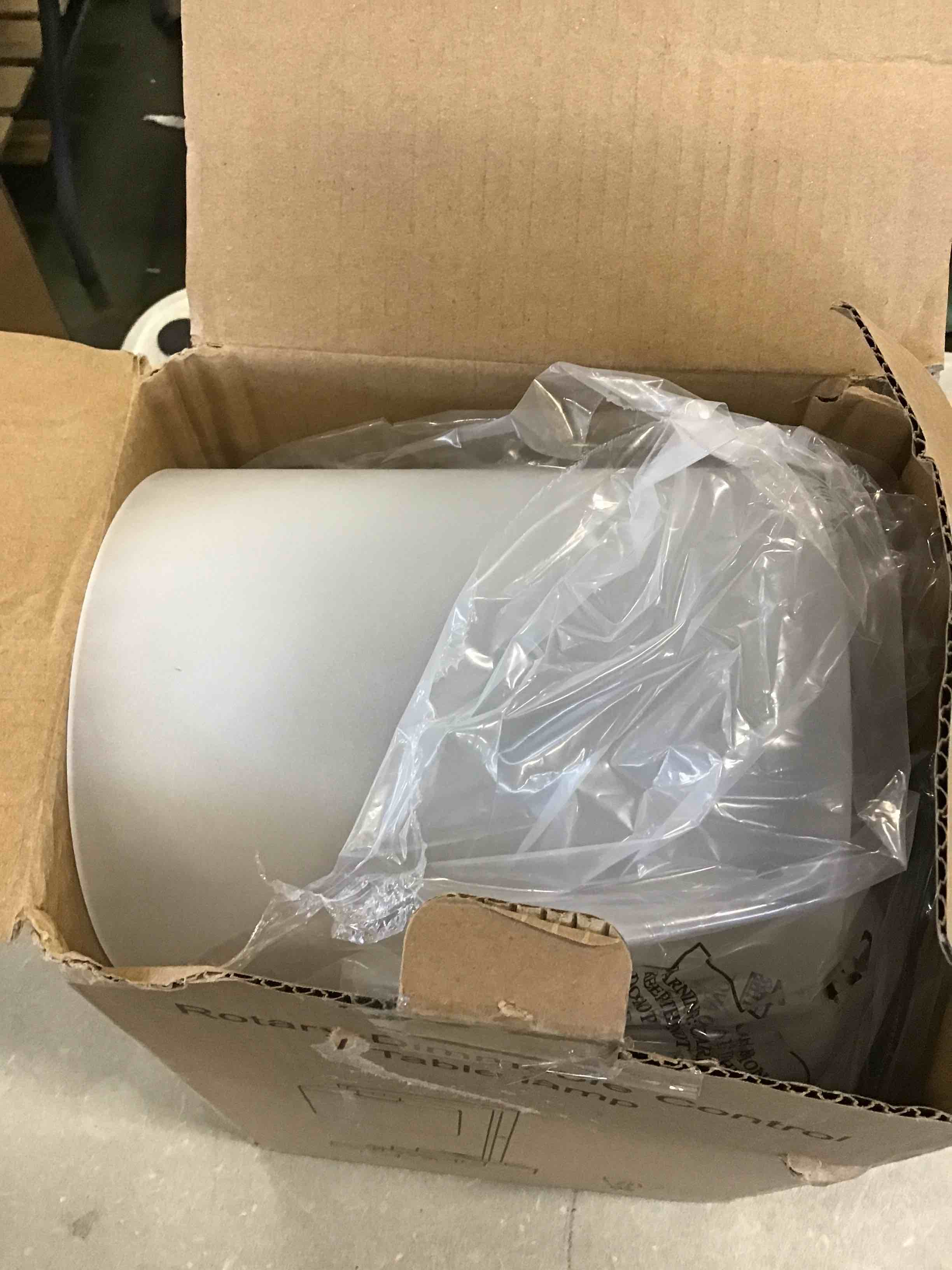 https://s3.amazonaws.com/lotting-images-prod/bidfta/GRN6083323_1707843462657.jpeg