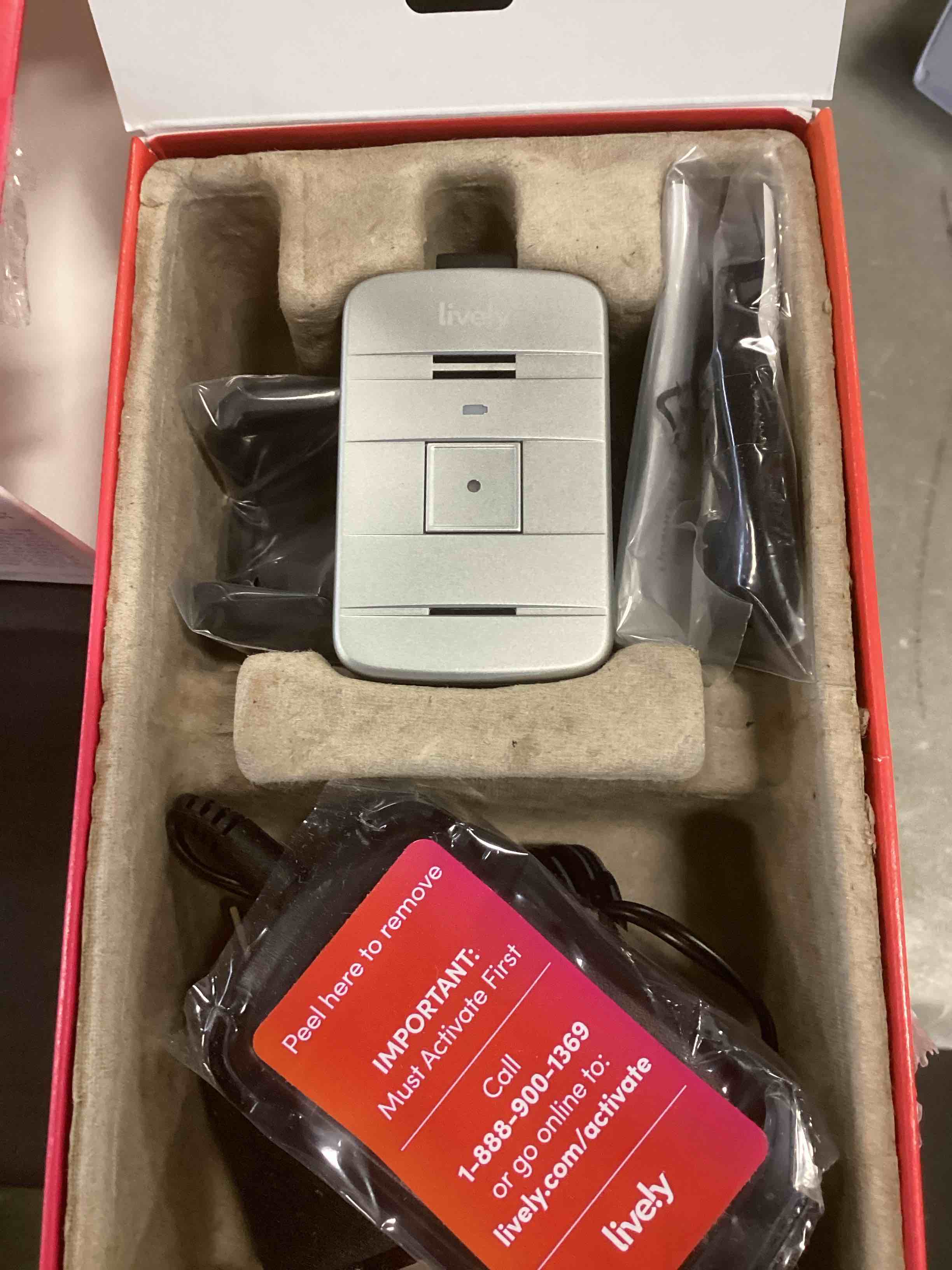https://s3.amazonaws.com/lotting-images-prod/bidfta/GRN6084056_1708115135379.jpeg
