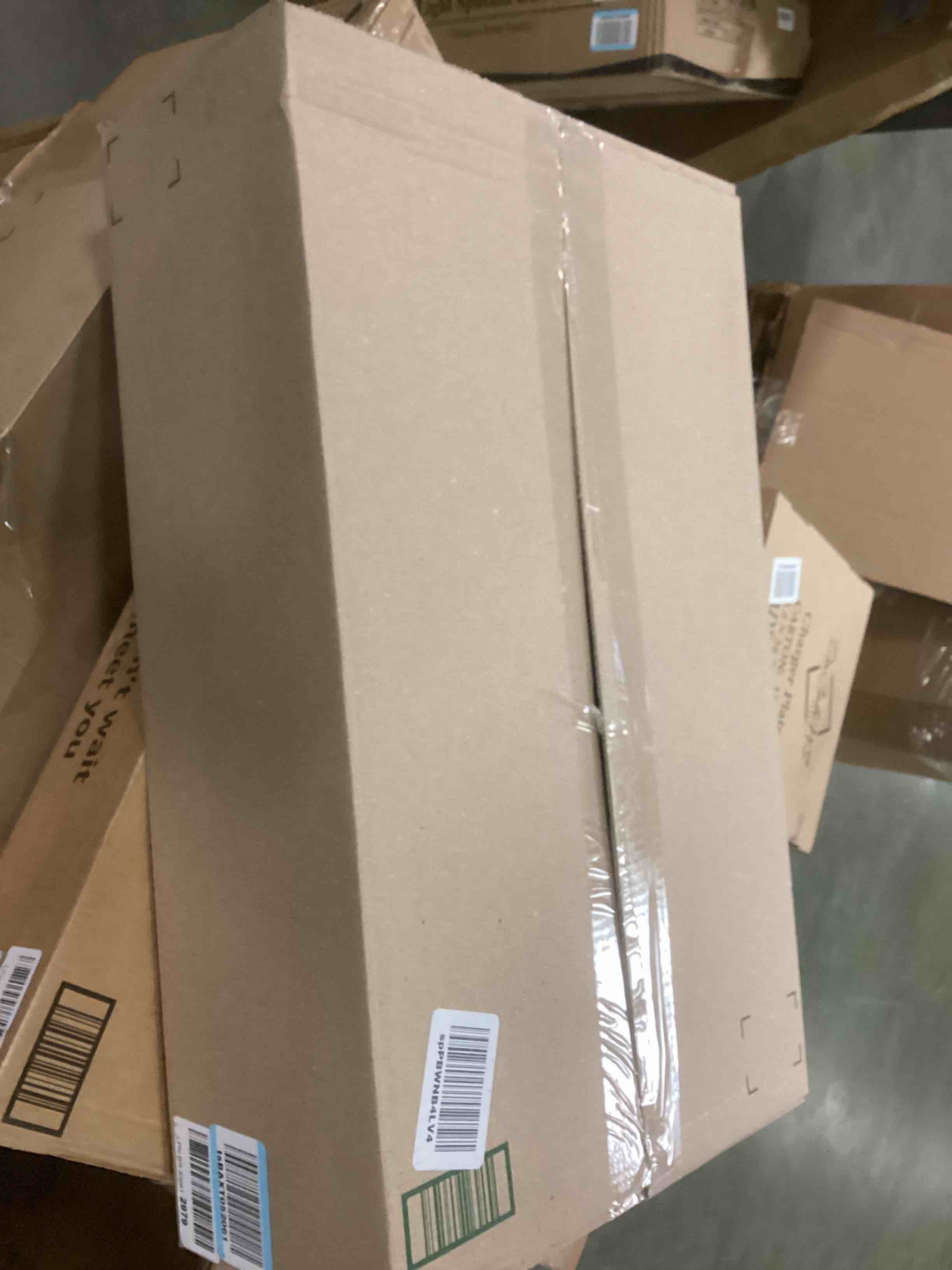 https://s3.amazonaws.com/lotting-images-prod/bidfta/GRN6085689_1708780819649.jpeg