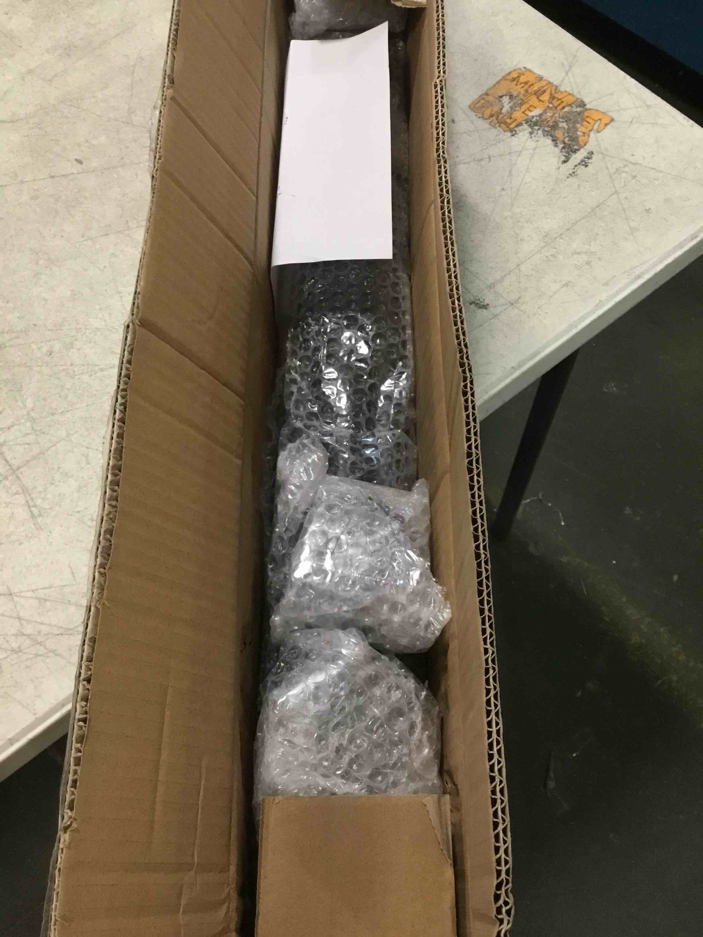 https://s3.amazonaws.com/lotting-images-prod/bidfta/GRN6086032_1708262285147.jpeg