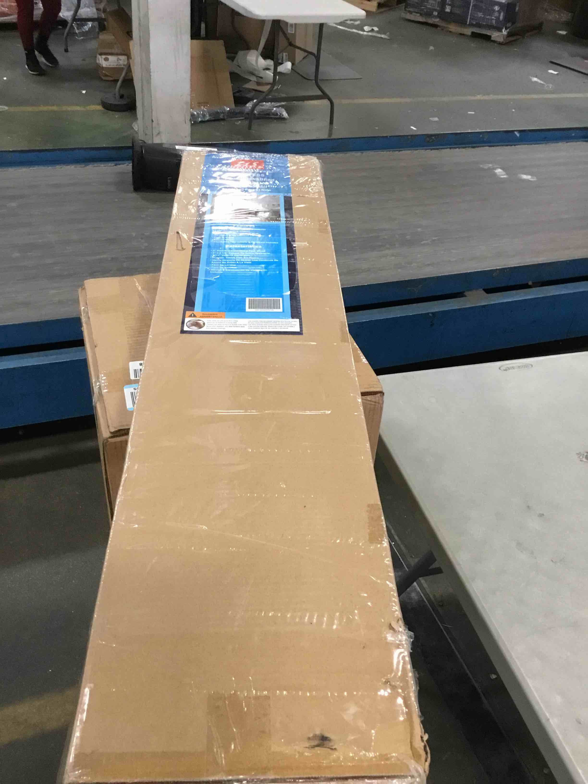 https://s3.amazonaws.com/lotting-images-prod/bidfta/GRN6086751_1708547432660.jpeg
