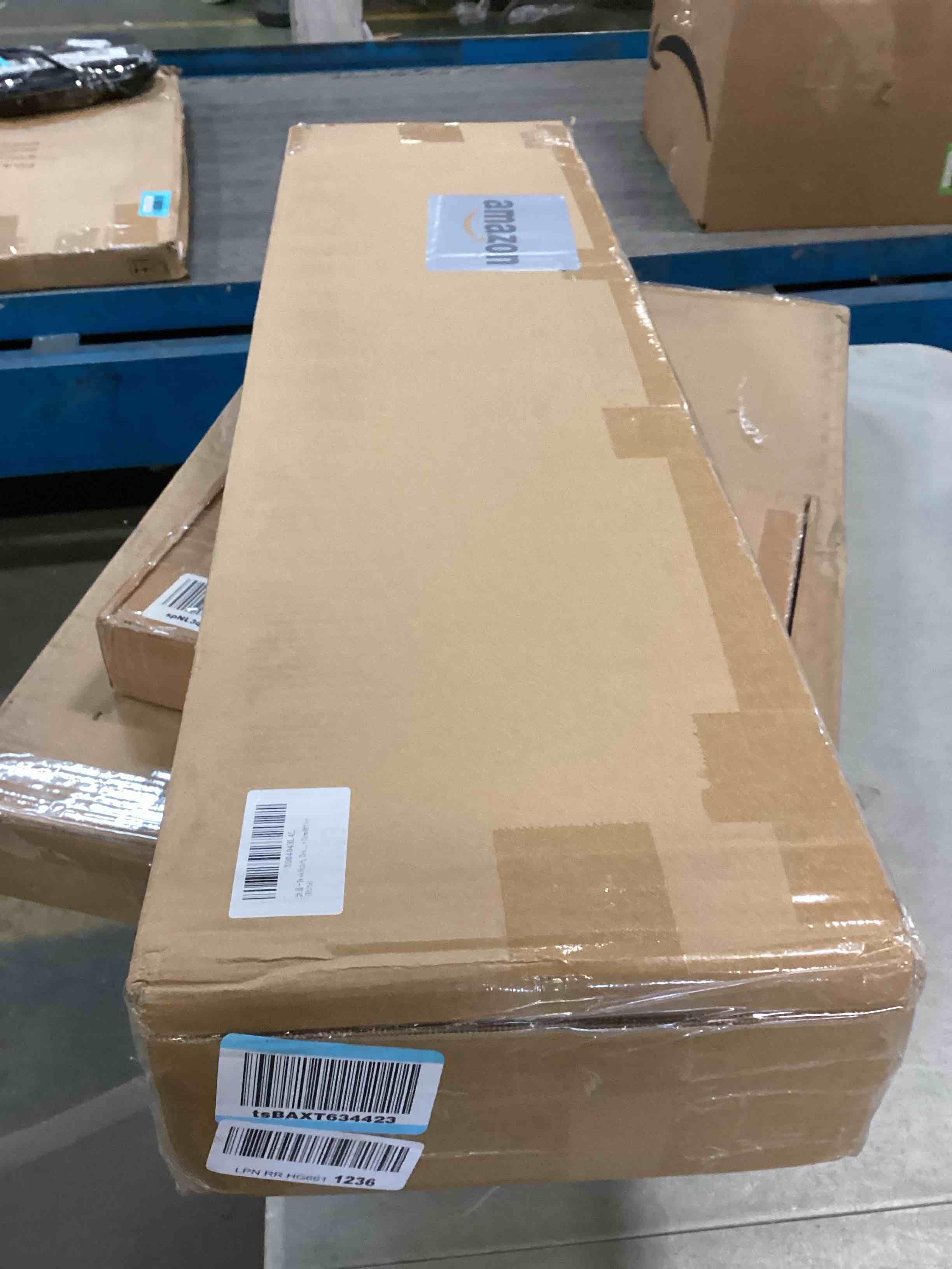https://s3.amazonaws.com/lotting-images-prod/bidfta/GRN6086764_1708549768675.jpeg