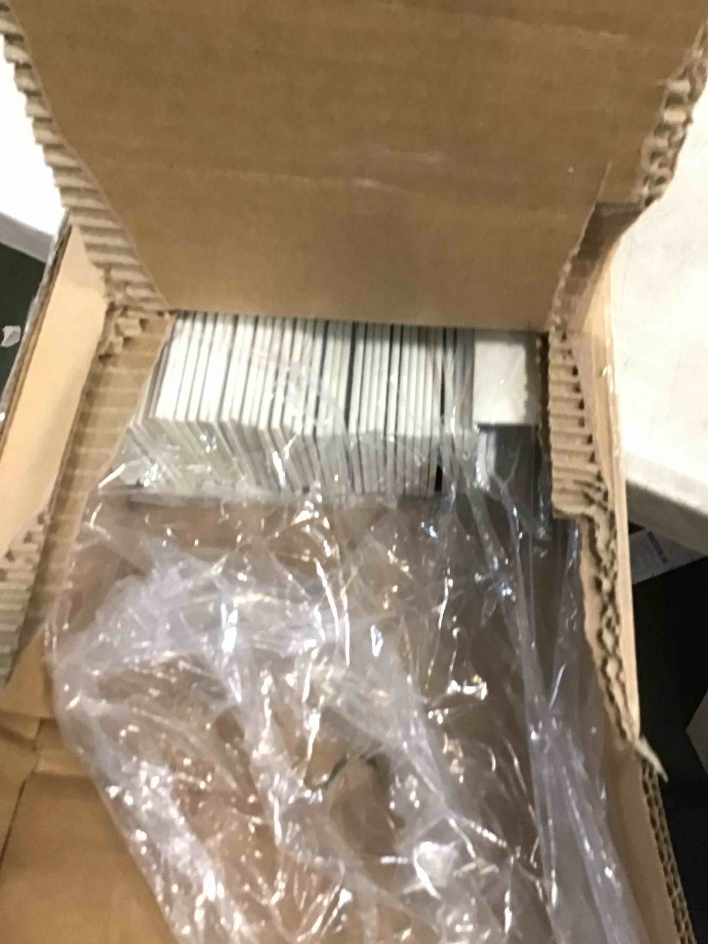 https://s3.amazonaws.com/lotting-images-prod/bidfta/GRN6087306_1708789715187.jpeg
