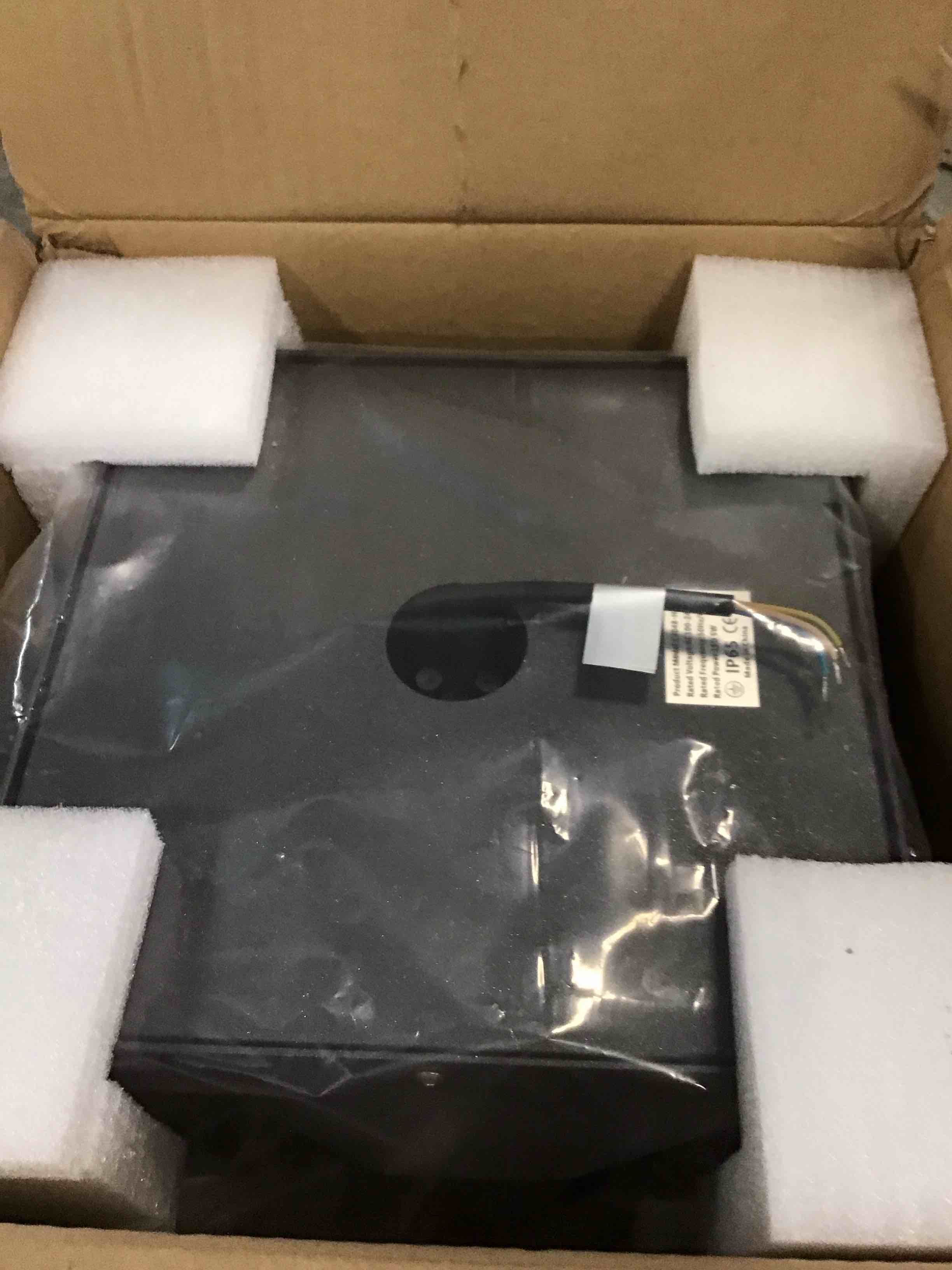 https://s3.amazonaws.com/lotting-images-prod/bidfta/GRN6087346_1708794959325.jpeg