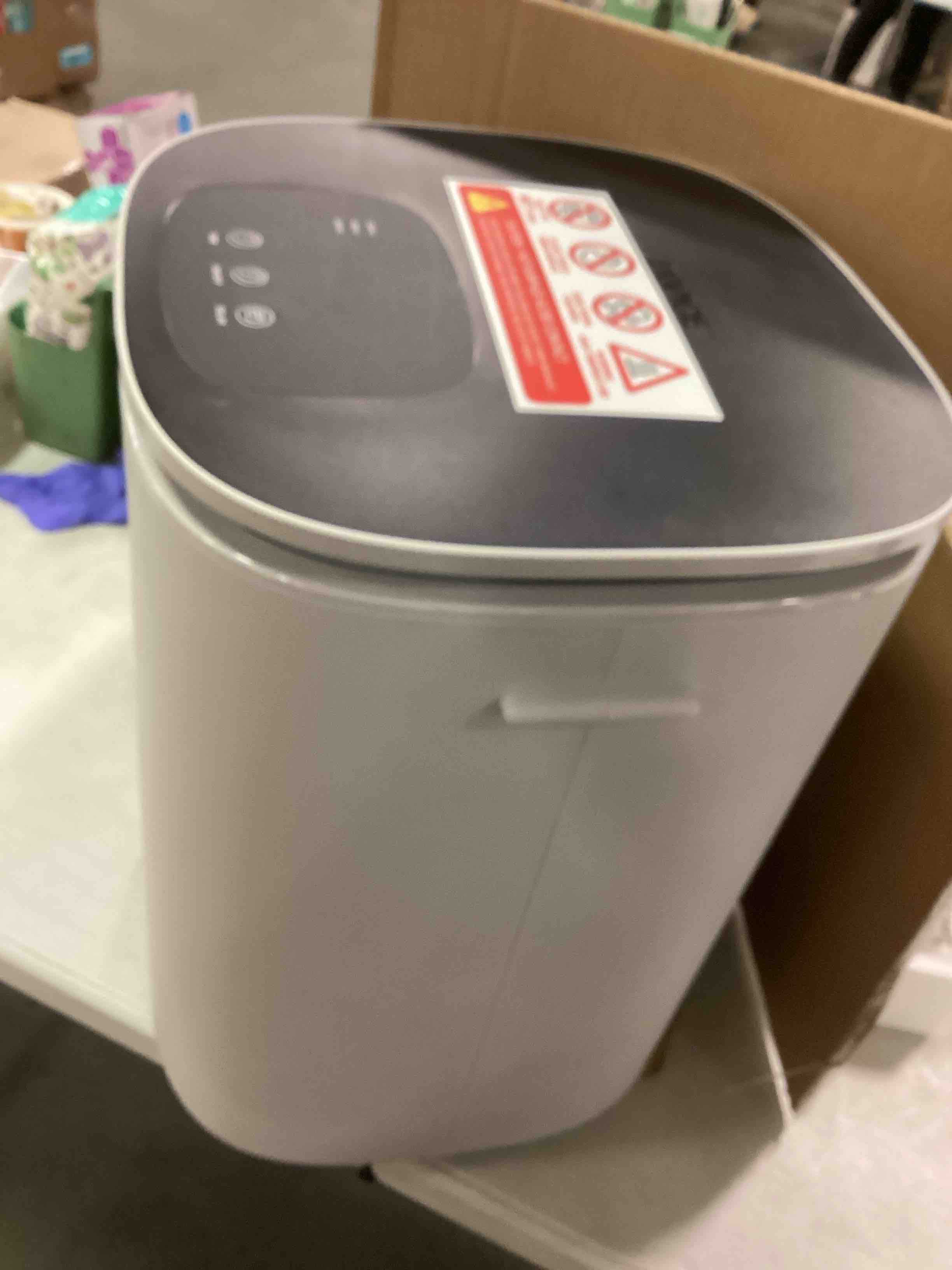 https://s3.amazonaws.com/lotting-images-prod/bidfta/GRN6088155_1708781143014.jpeg