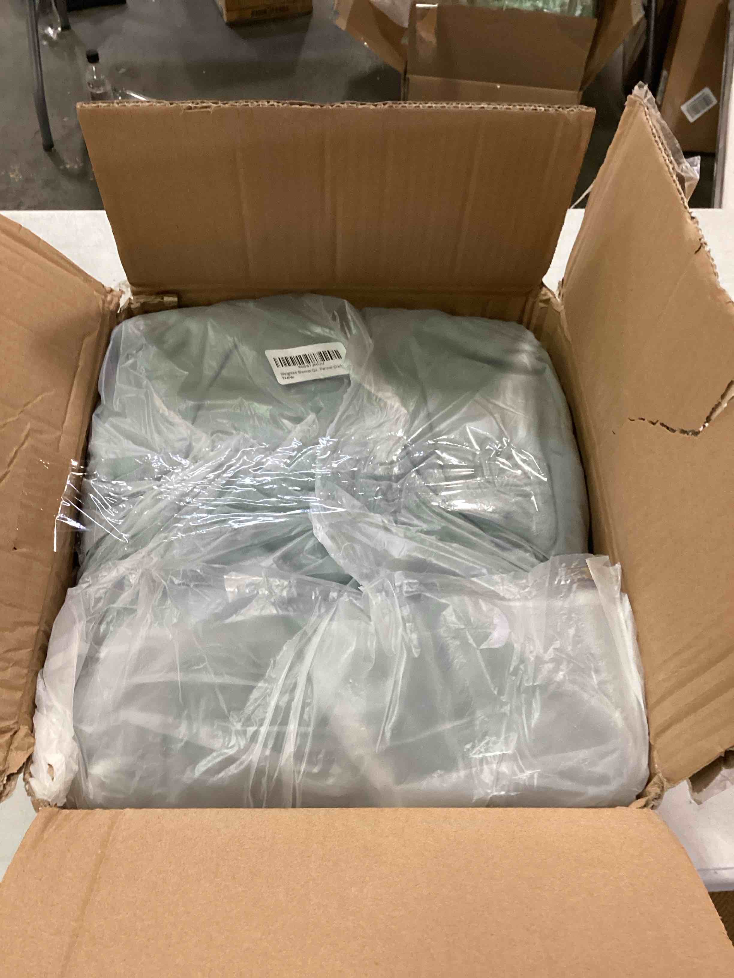 https://s3.amazonaws.com/lotting-images-prod/bidfta/GRN6088206_1708790948363.jpeg