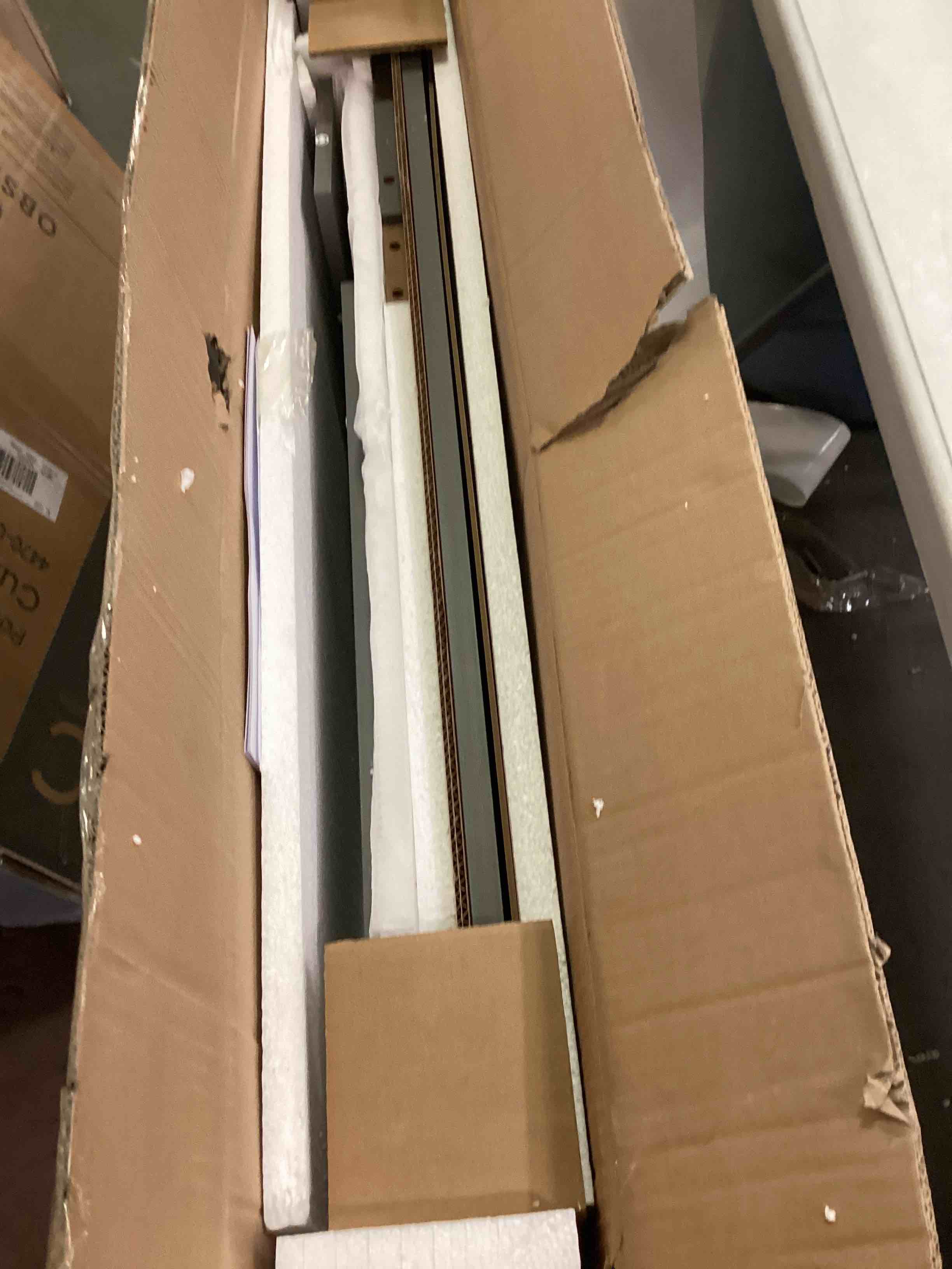 https://s3.amazonaws.com/lotting-images-prod/bidfta/GRN6088447_1708982645150.jpeg