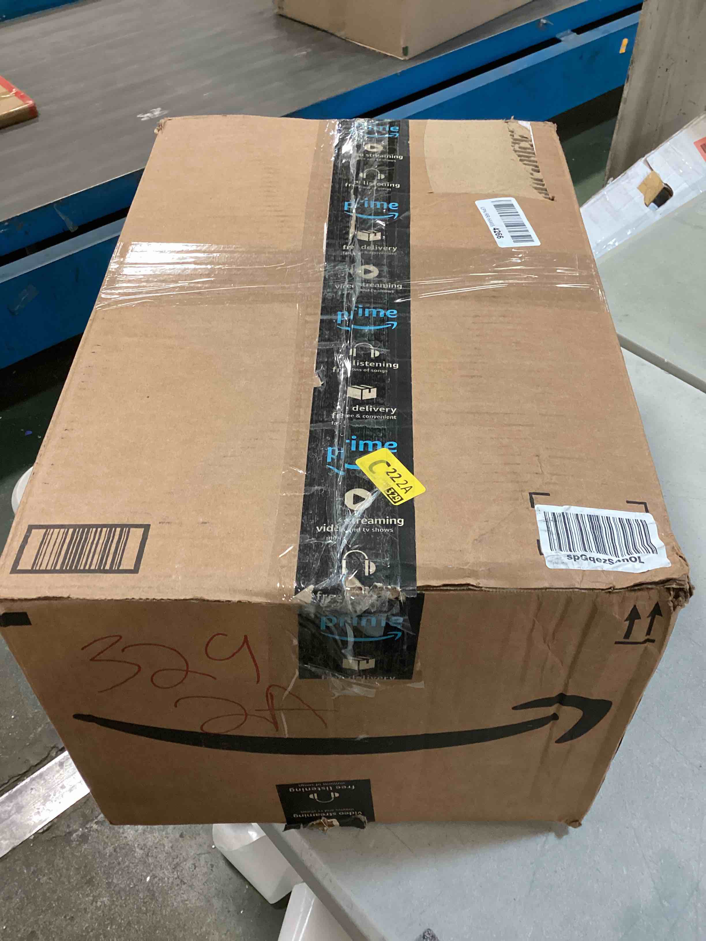 https://s3.amazonaws.com/lotting-images-prod/bidfta/GRN6088641_1709325942941.jpeg