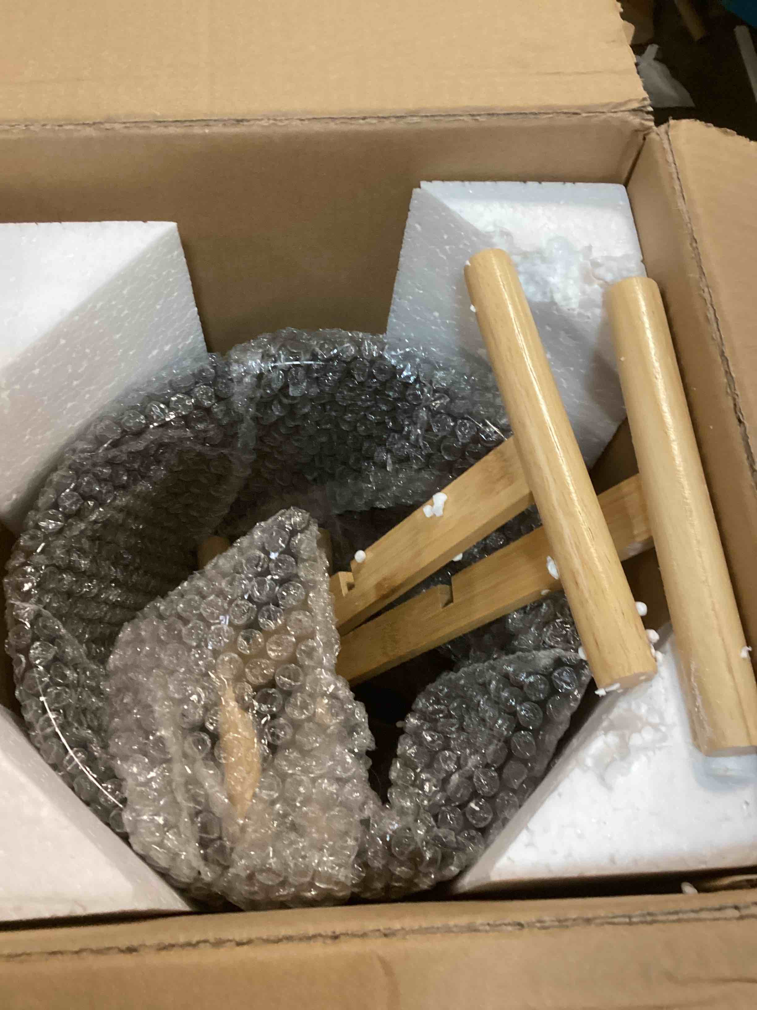 https://s3.amazonaws.com/lotting-images-prod/bidfta/GRN6088723_1709395058867.jpeg