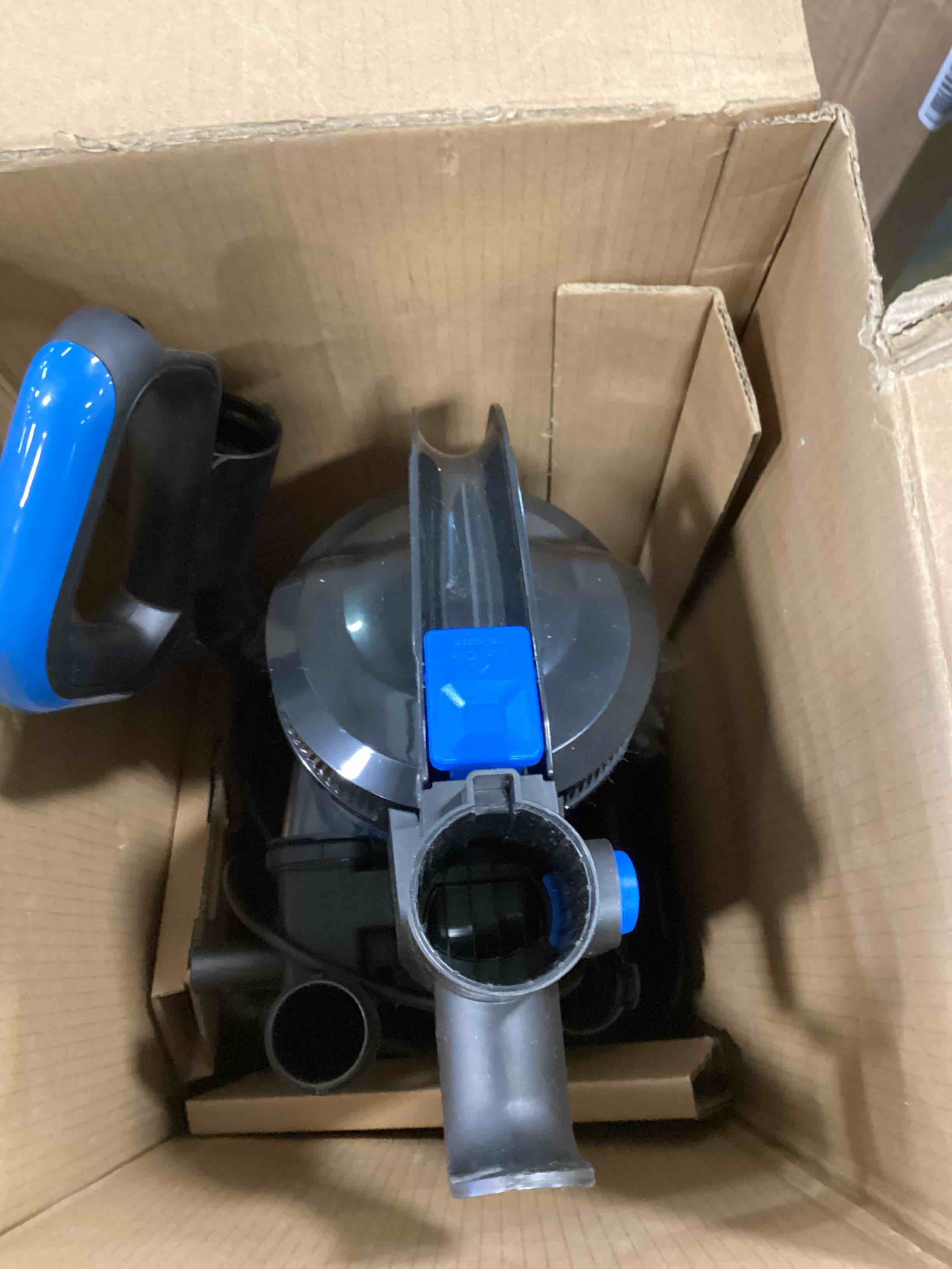 https://s3.amazonaws.com/lotting-images-prod/bidfta/GRN6088916_1709490016435.jpeg