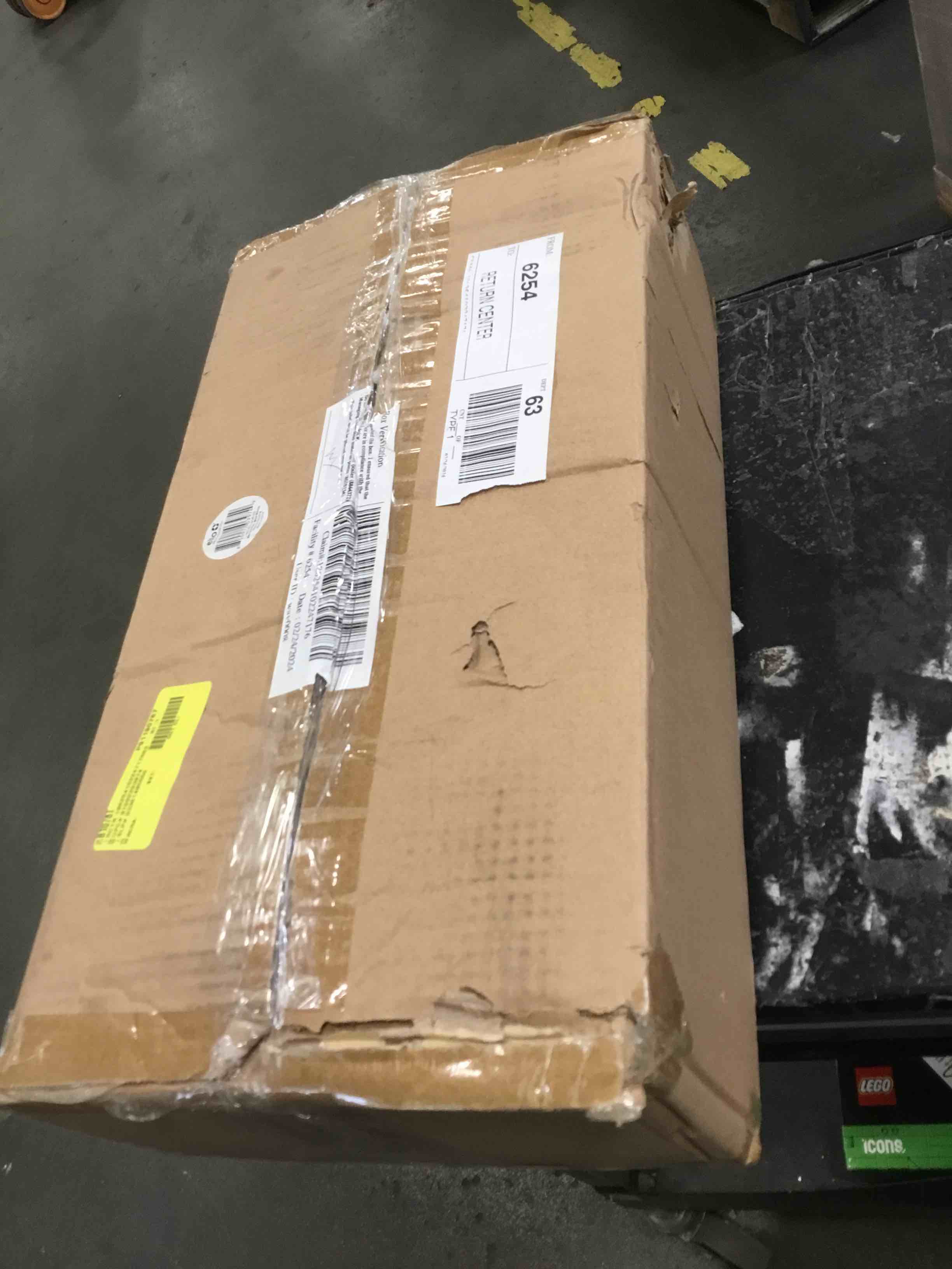 https://s3.amazonaws.com/lotting-images-prod/bidfta/GRN6090930_1710256621684.jpeg