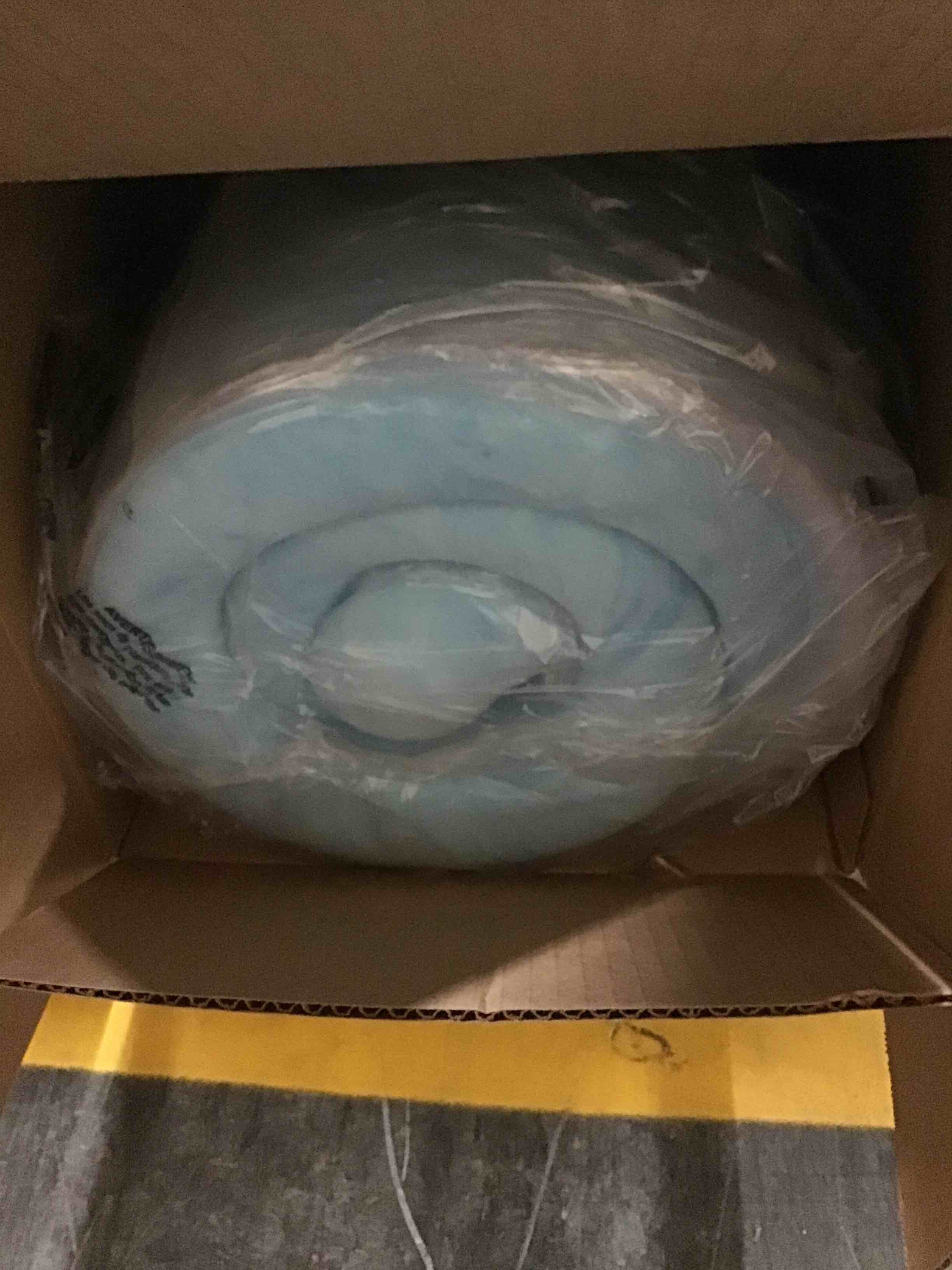 https://s3.amazonaws.com/lotting-images-prod/bidfta/GRN6092166_1715088972348.jpeg