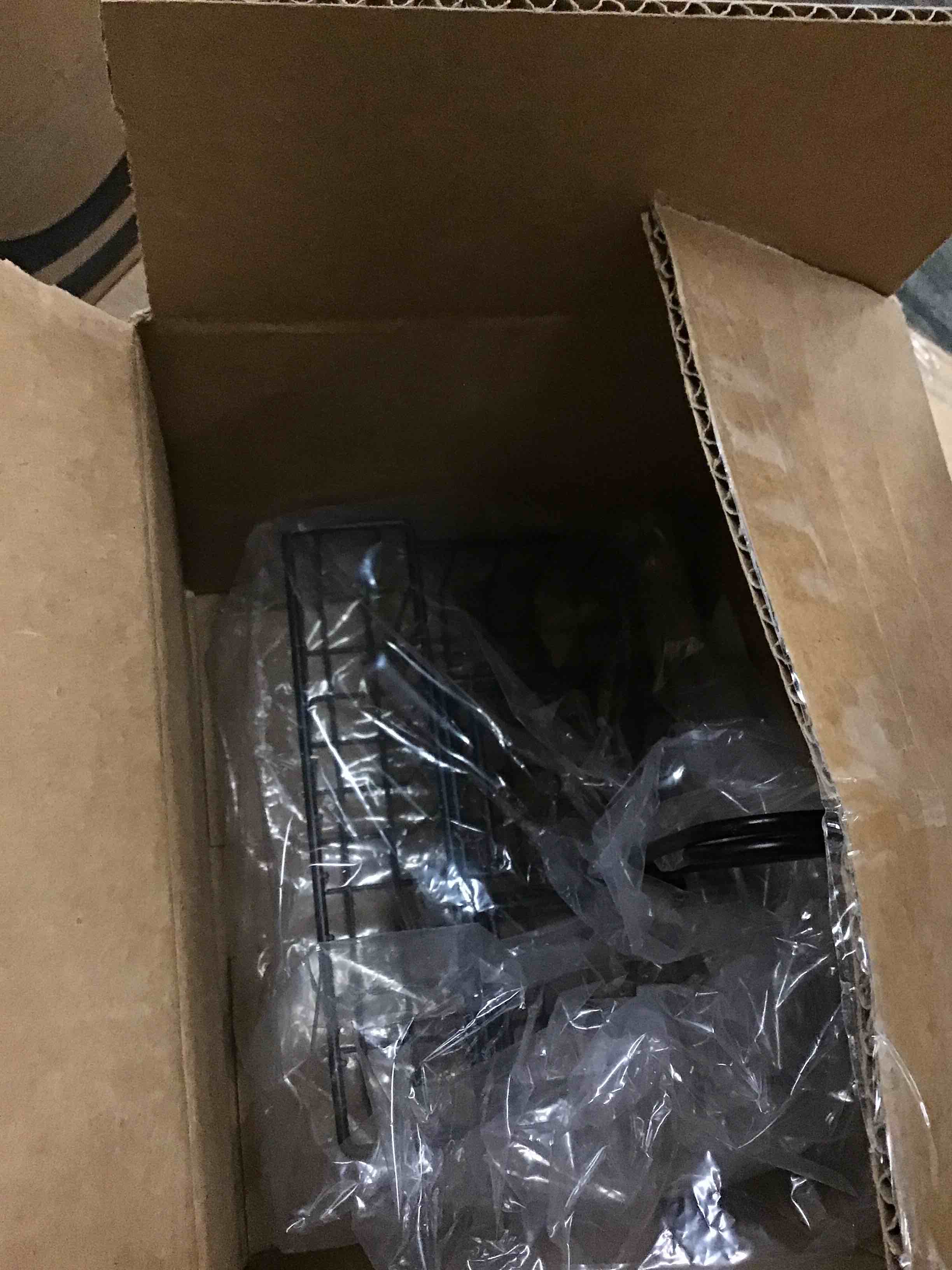 https://s3.amazonaws.com/lotting-images-prod/bidfta/GRN6092168_1715089155667.jpeg