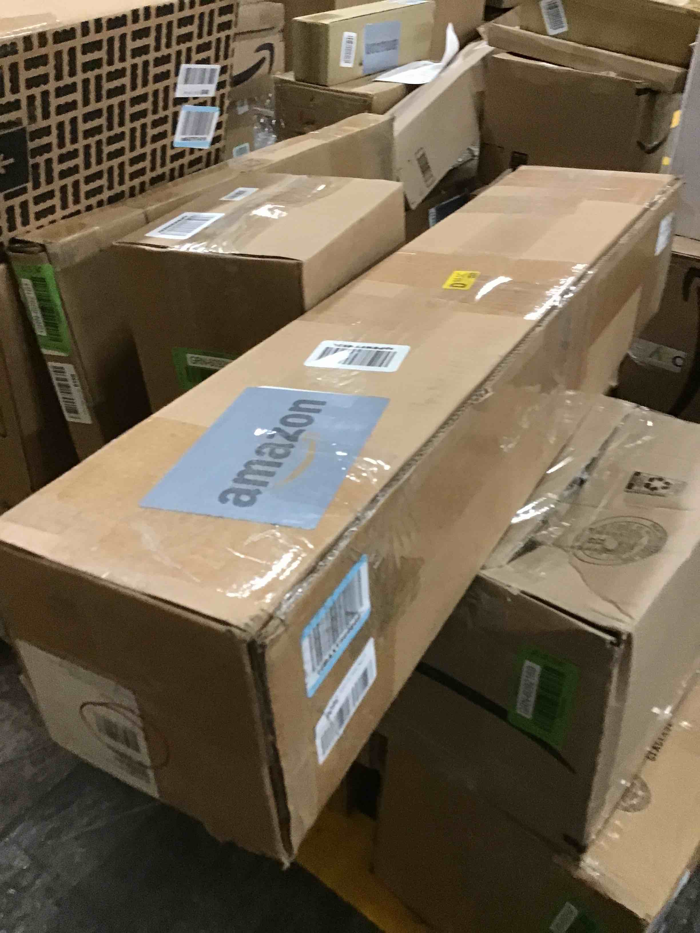 https://s3.amazonaws.com/lotting-images-prod/bidfta/GRN6092170_1715089423924.jpeg