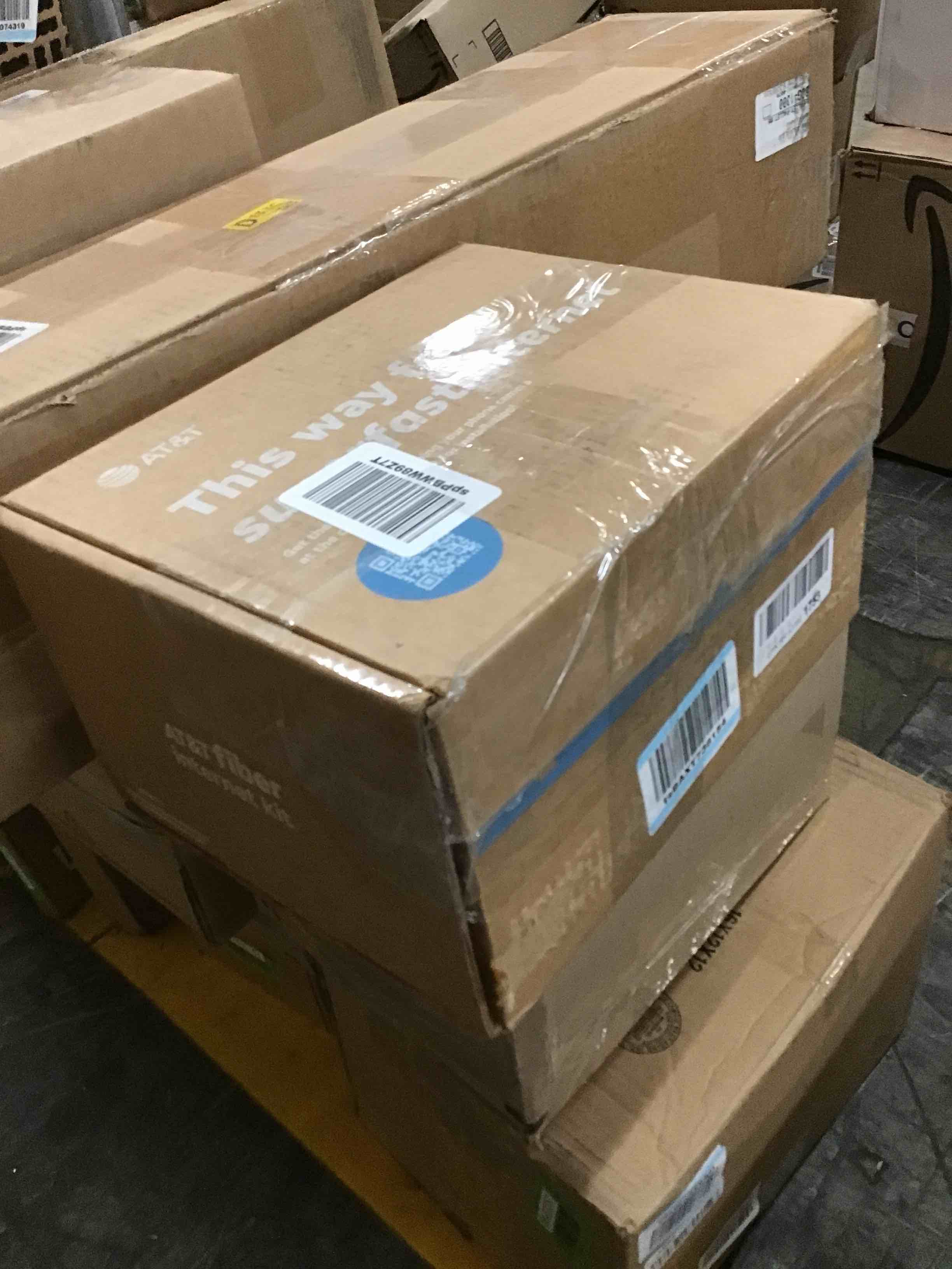 https://s3.amazonaws.com/lotting-images-prod/bidfta/GRN6092171_1715089573471.jpeg