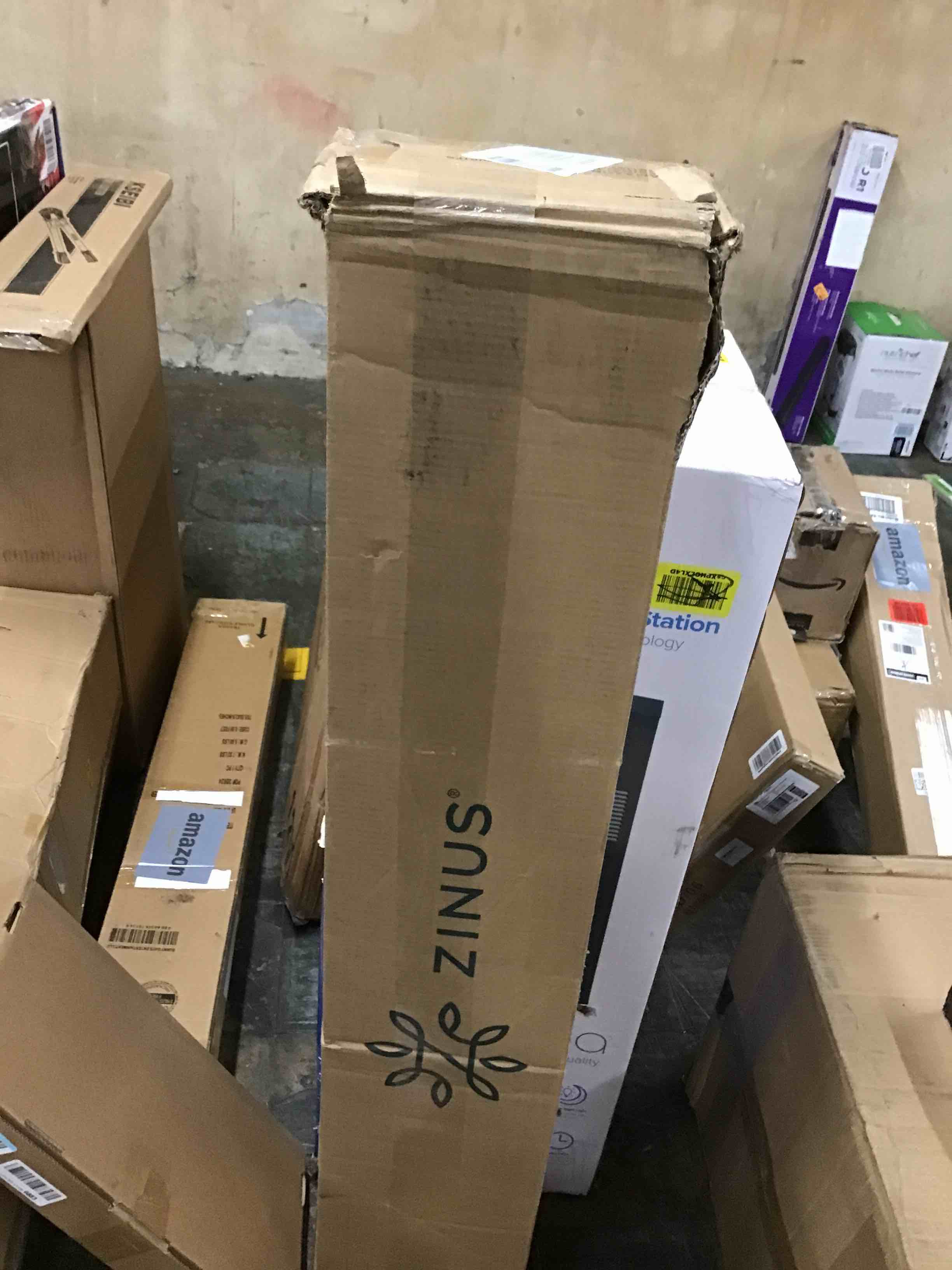 https://s3.amazonaws.com/lotting-images-prod/bidfta/GRN6092252_1715103613979.jpeg