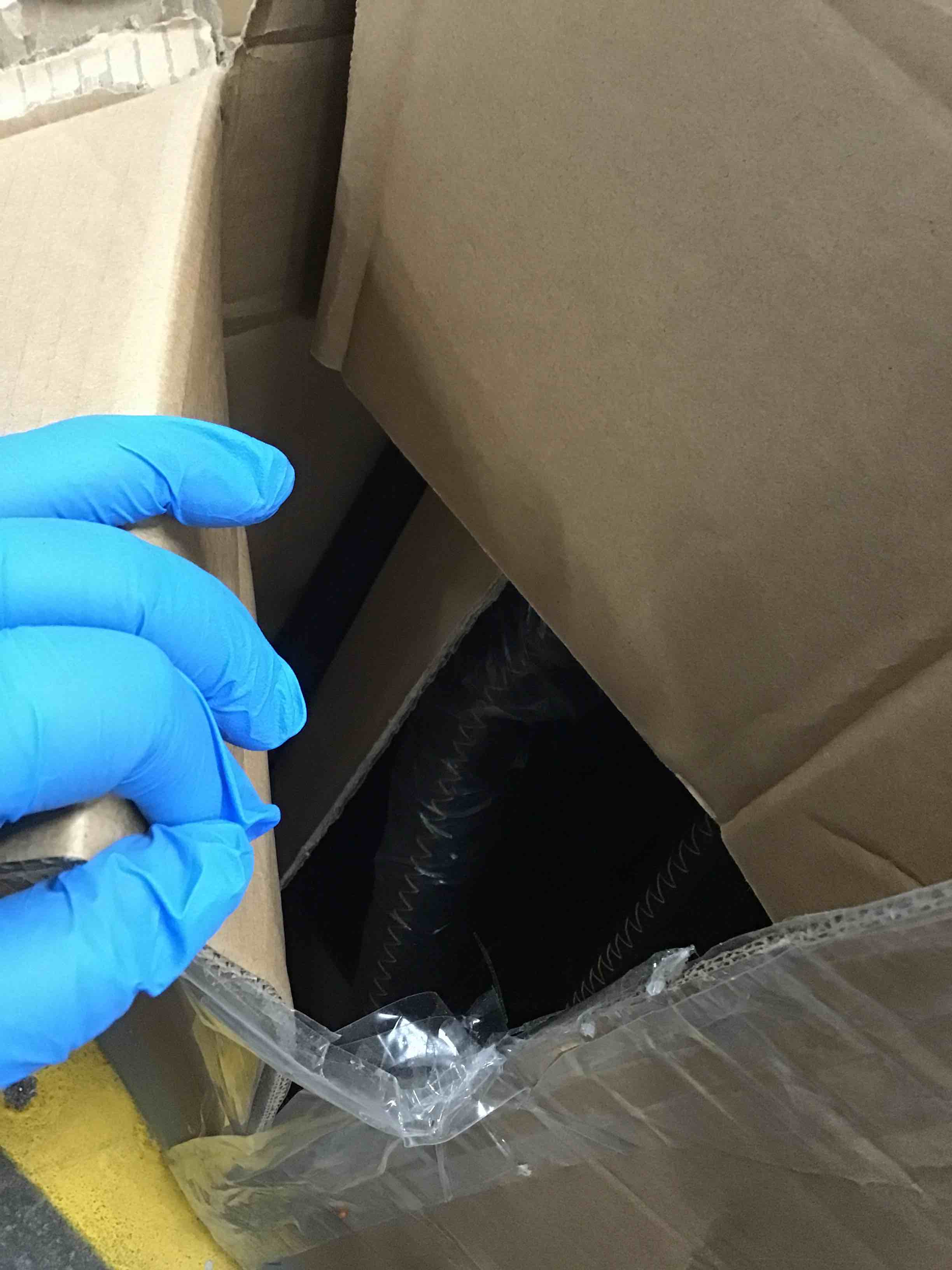 https://s3.amazonaws.com/lotting-images-prod/bidfta/GRN6092258_1715104161252.jpeg
