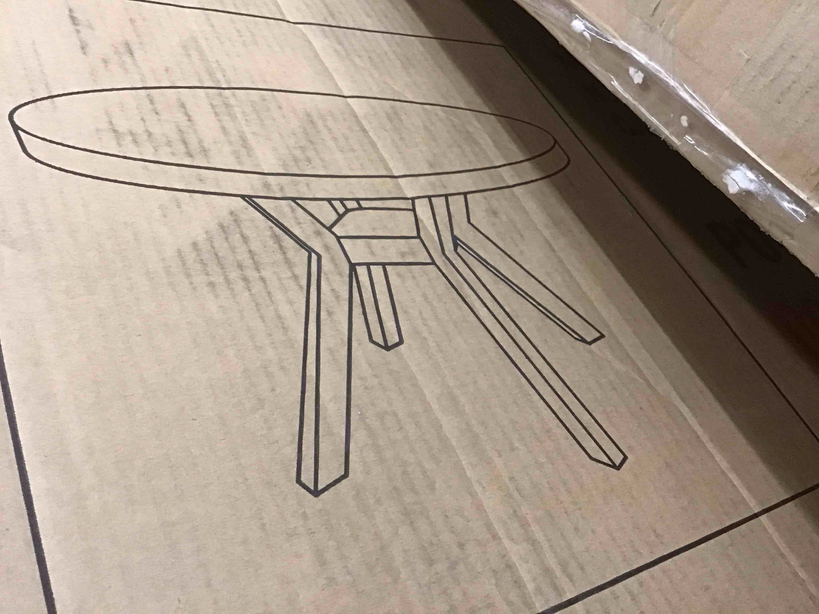 DINING TABLE ( incomplete )