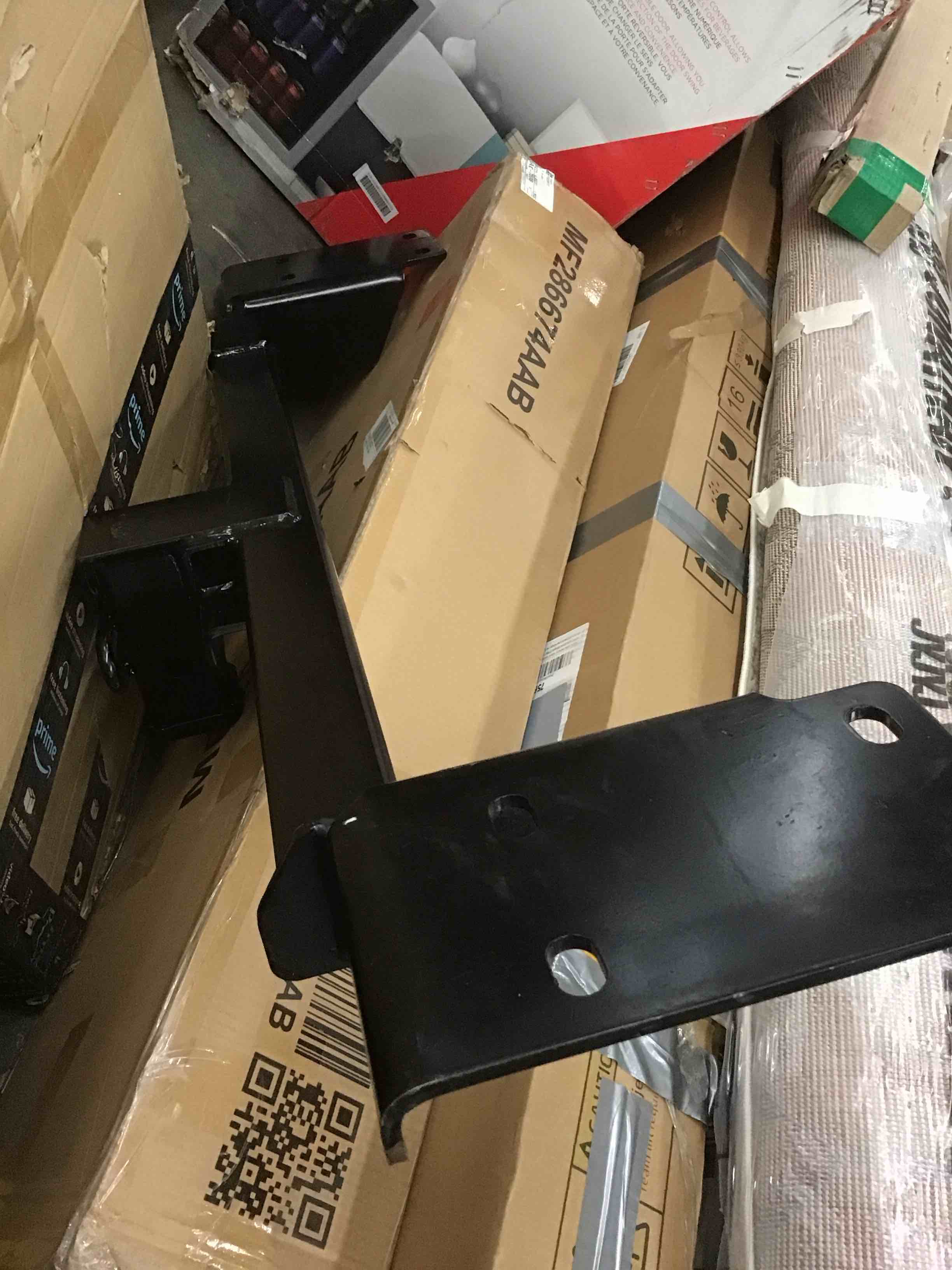 https://s3.amazonaws.com/lotting-images-prod/bidfta/GRN6093789_1715269561971.jpeg
