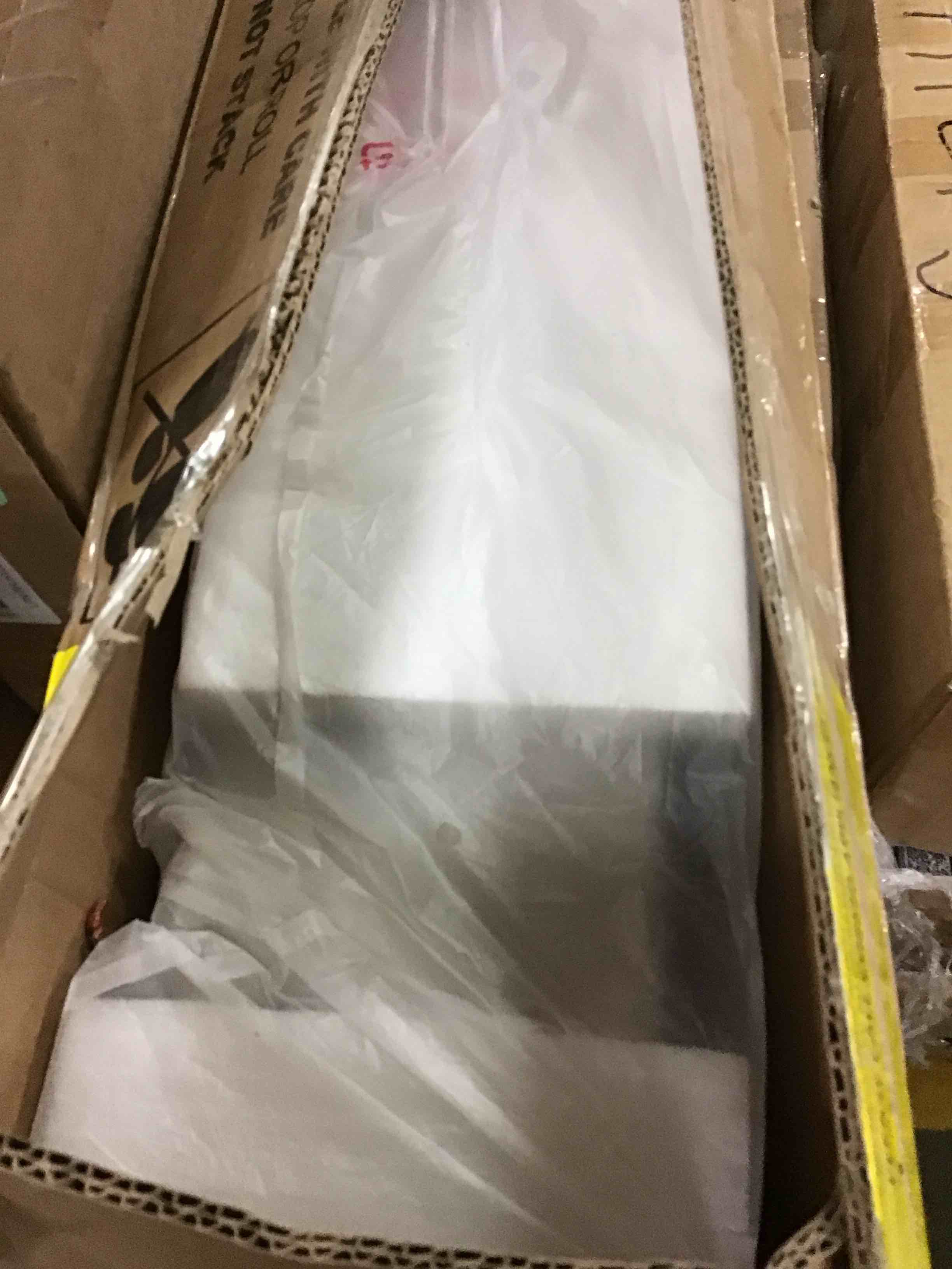 https://s3.amazonaws.com/lotting-images-prod/bidfta/GRN6094500_1716900210841.jpeg