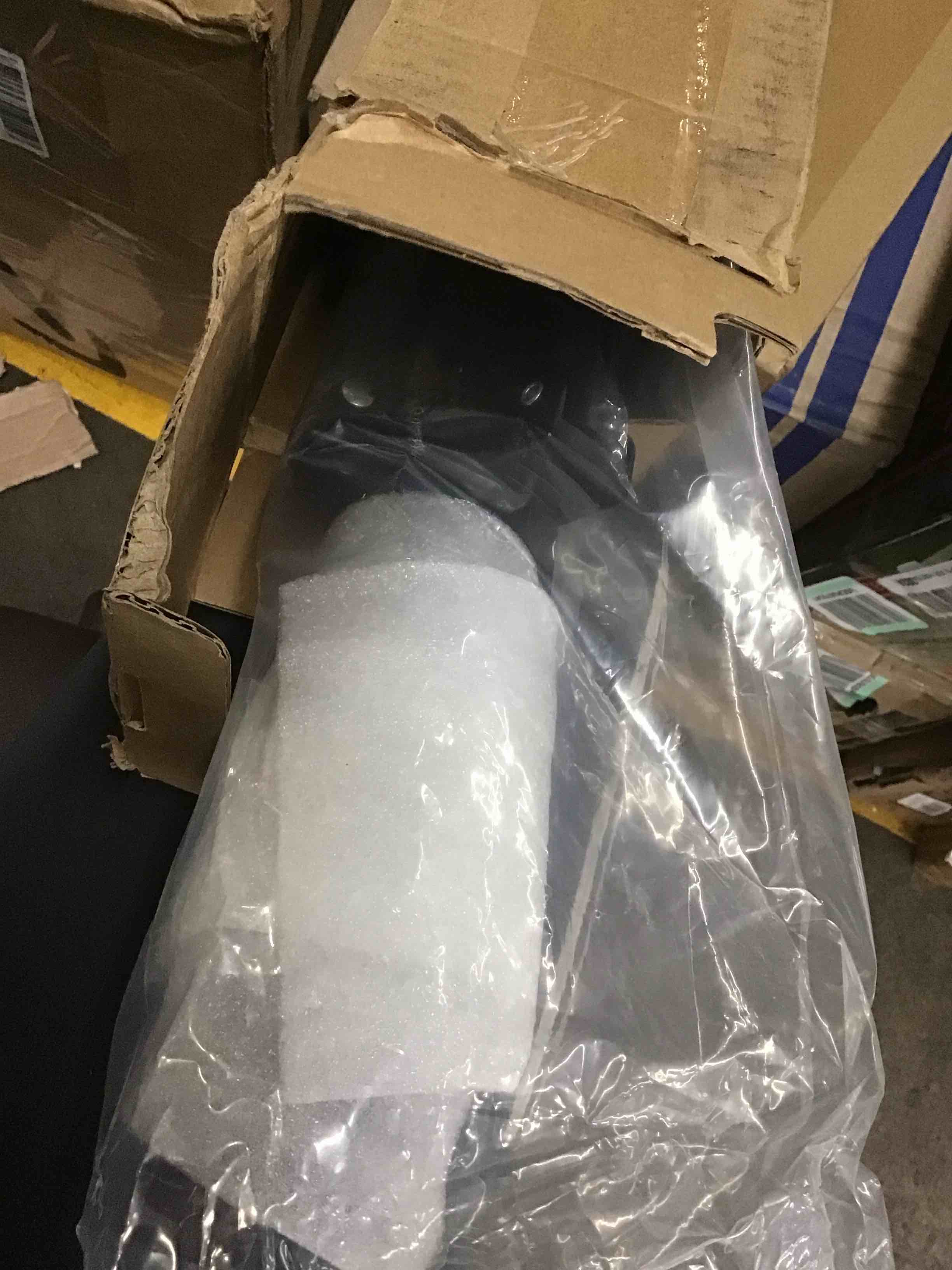 https://s3.amazonaws.com/lotting-images-prod/bidfta/GRN6096251_1717765540232.jpeg