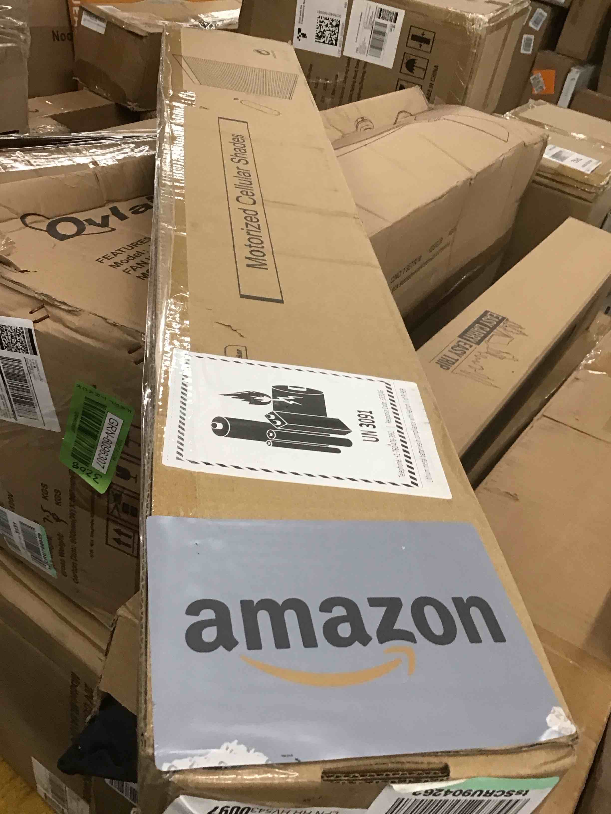 https://s3.amazonaws.com/lotting-images-prod/bidfta/GRN6096310_1717774311128.jpeg