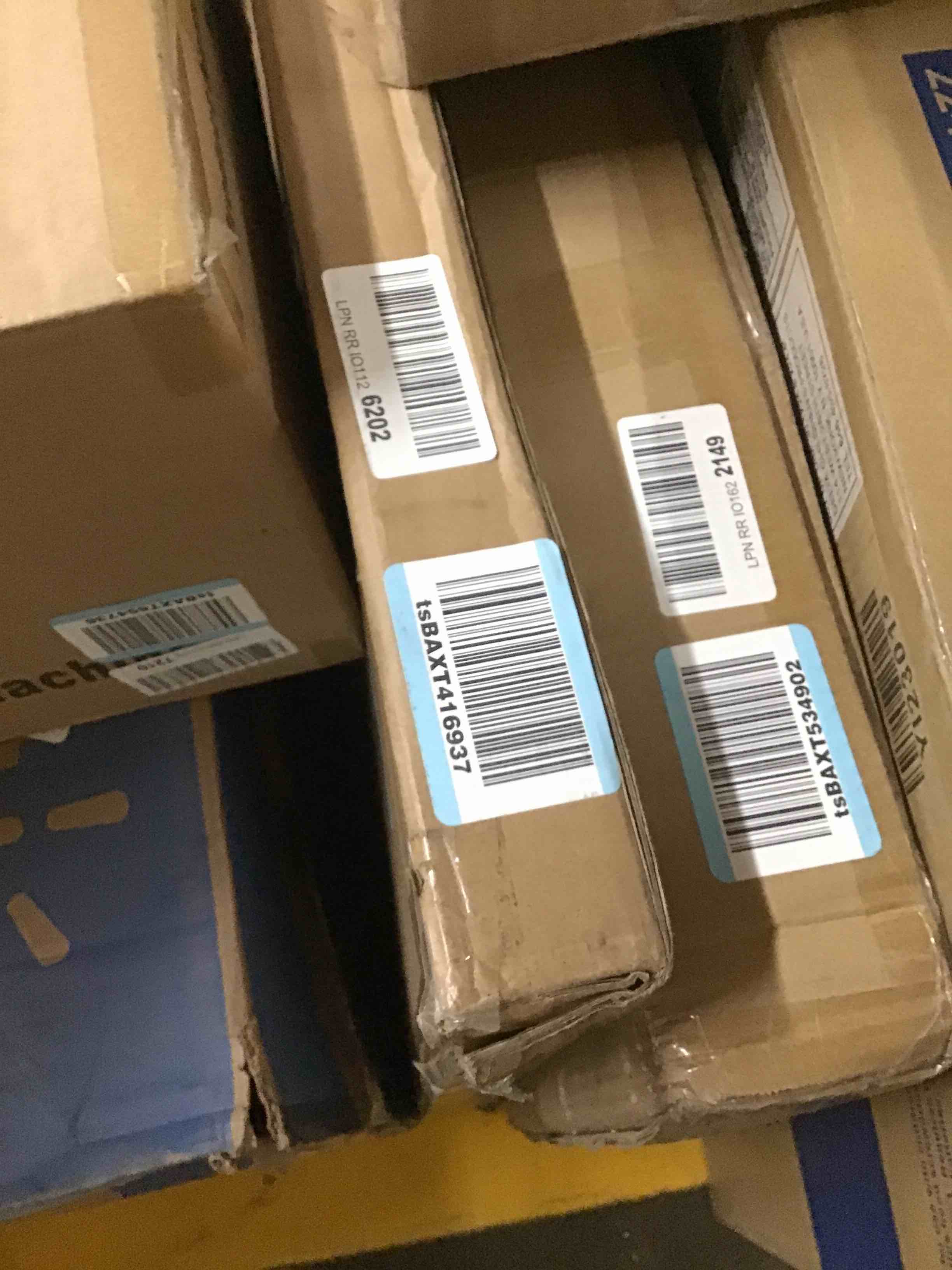 https://s3.amazonaws.com/lotting-images-prod/bidfta/GRN6097604_1714656205536.jpeg