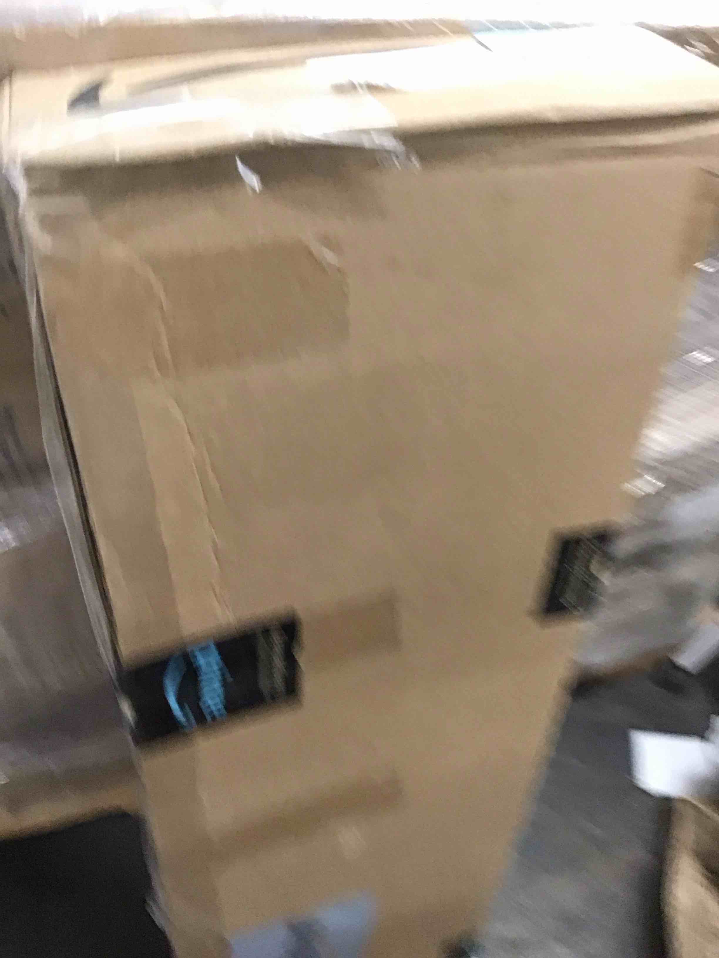 https://s3.amazonaws.com/lotting-images-prod/bidfta/GRN6098856_1723051189041.jpeg