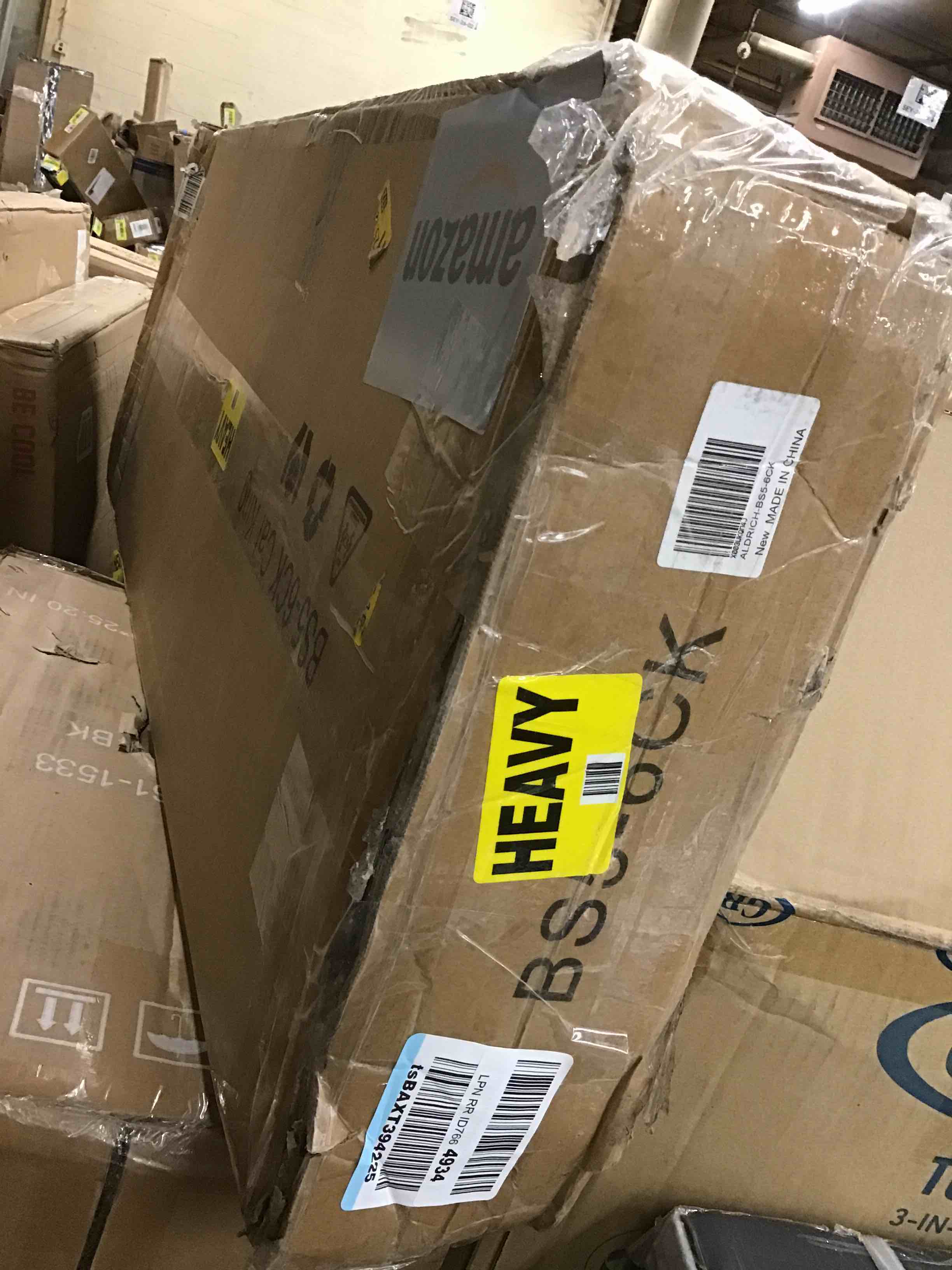 https://s3.amazonaws.com/lotting-images-prod/bidfta/GRN6099852_1711457700496.jpeg