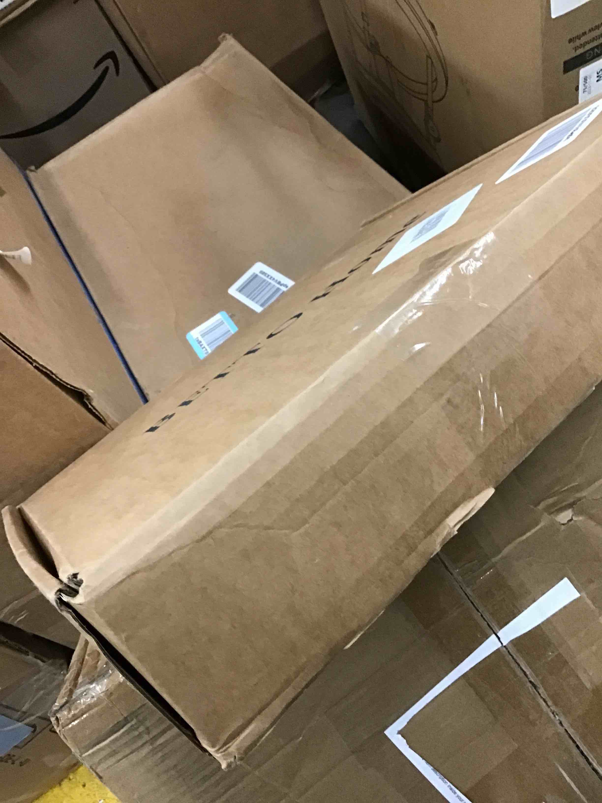 https://s3.amazonaws.com/lotting-images-prod/bidfta/GRN6100661_1713289808243.jpeg