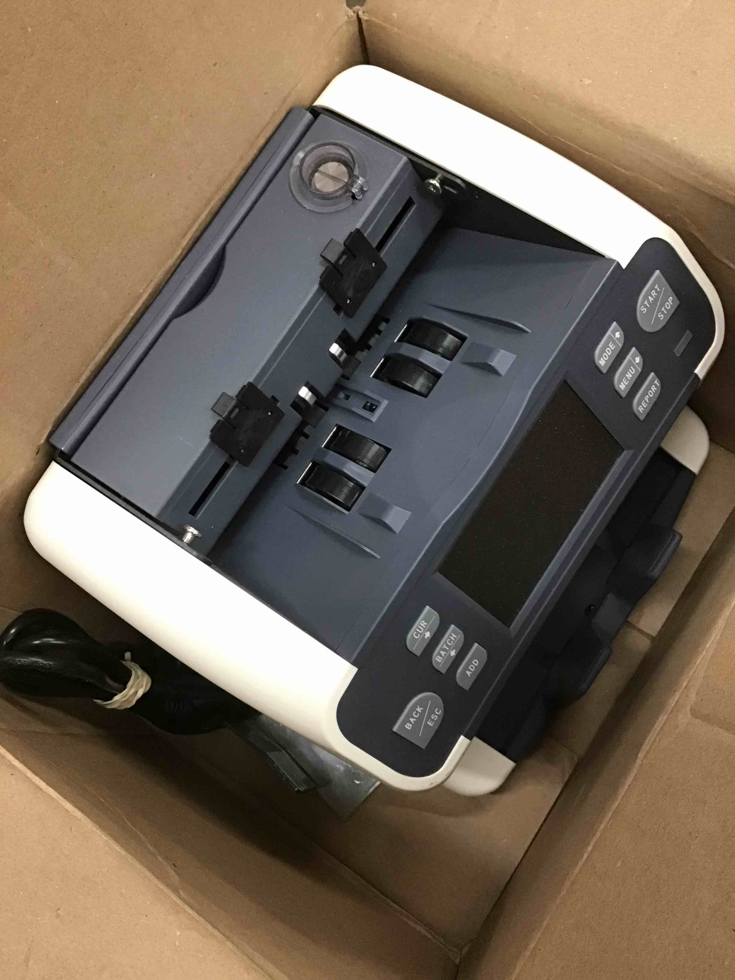 https://s3.amazonaws.com/lotting-images-prod/bidfta/GRN6100728_1713360783193.jpeg