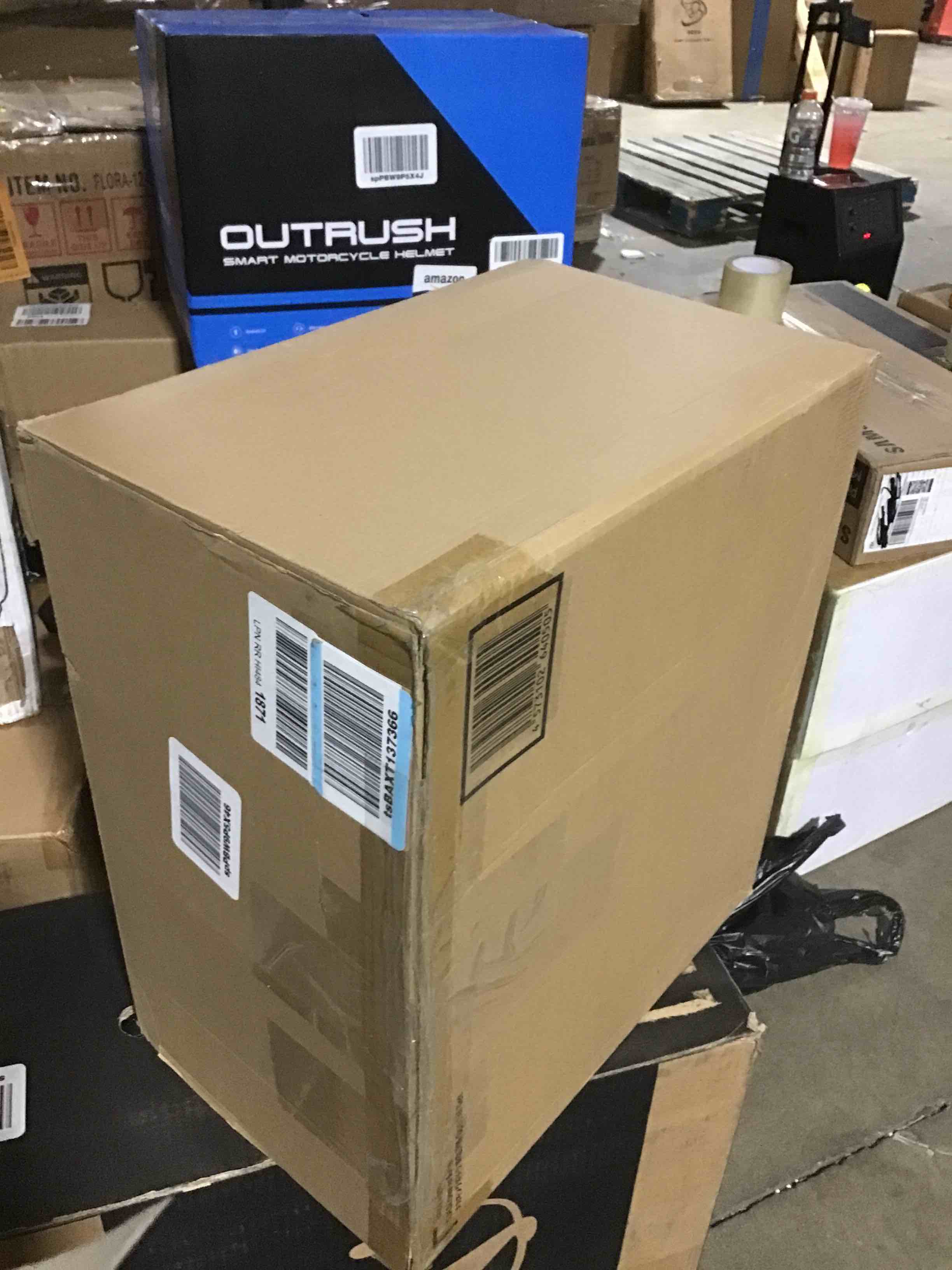 https://s3.amazonaws.com/lotting-images-prod/bidfta/GRN6105557_1711734421379.jpeg