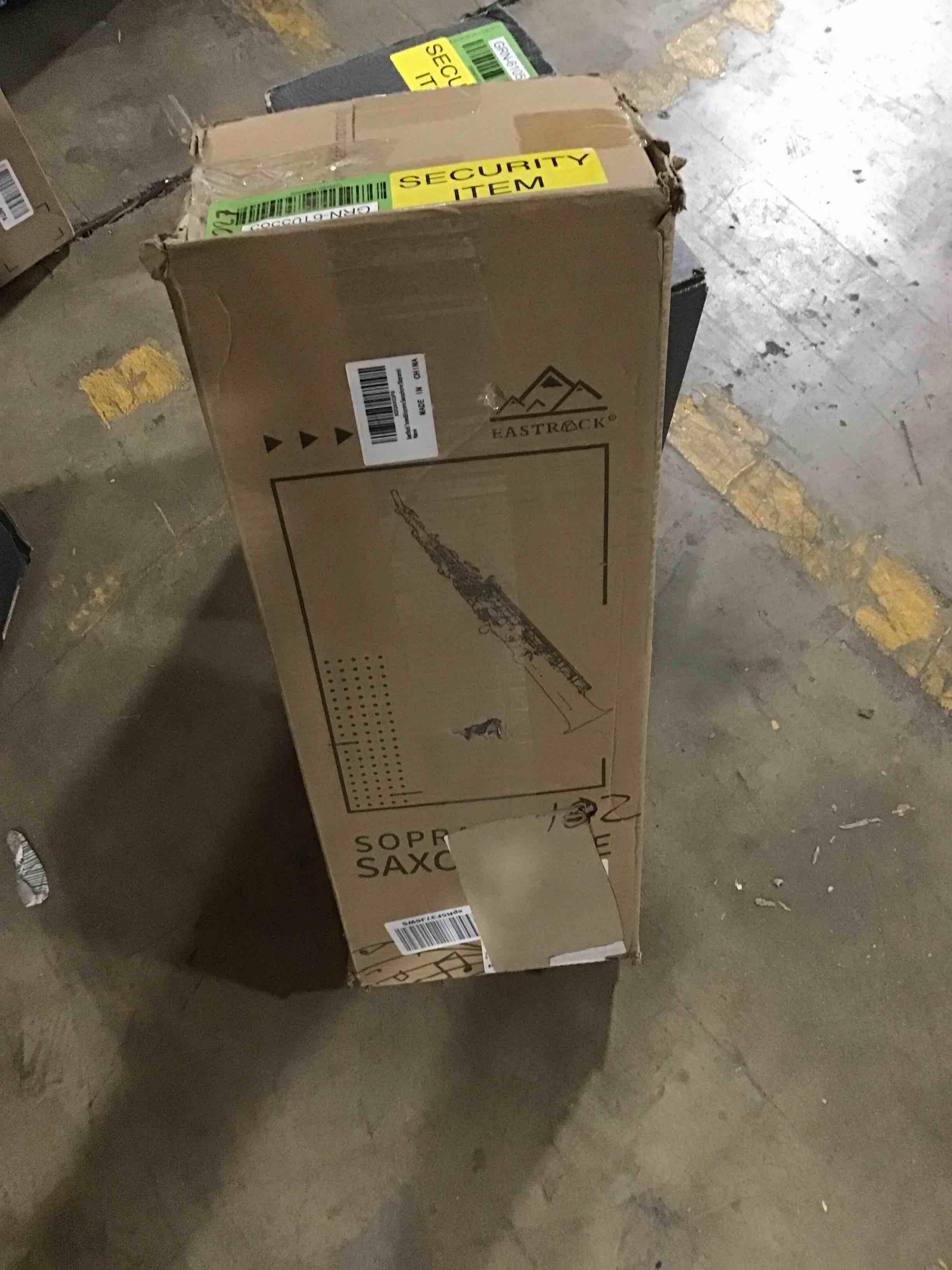 https://s3.amazonaws.com/lotting-images-prod/bidfta/GRN6105585_1711737472917.jpeg