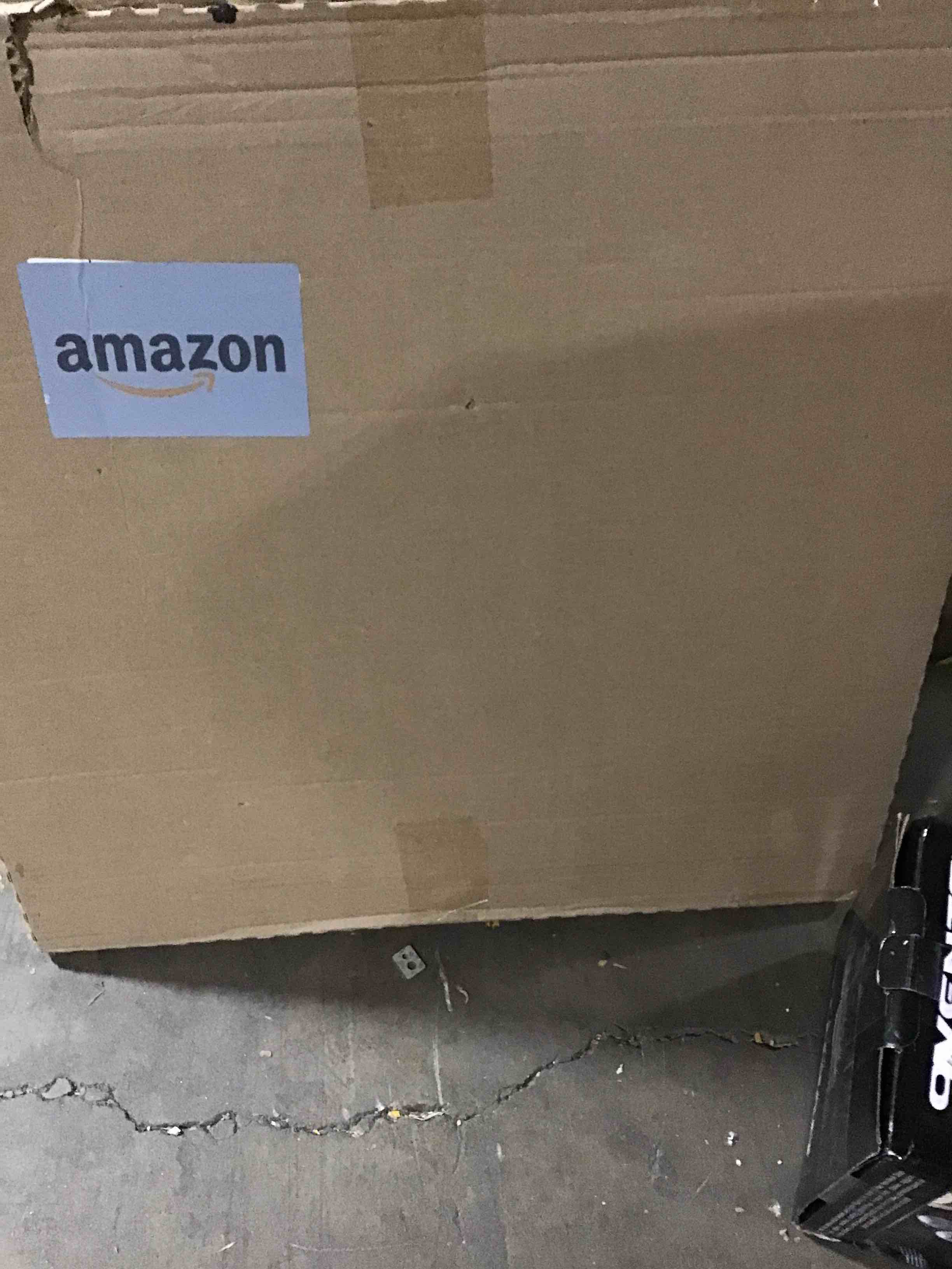 https://s3.amazonaws.com/lotting-images-prod/bidfta/GRN6106332_1712326296595.jpeg