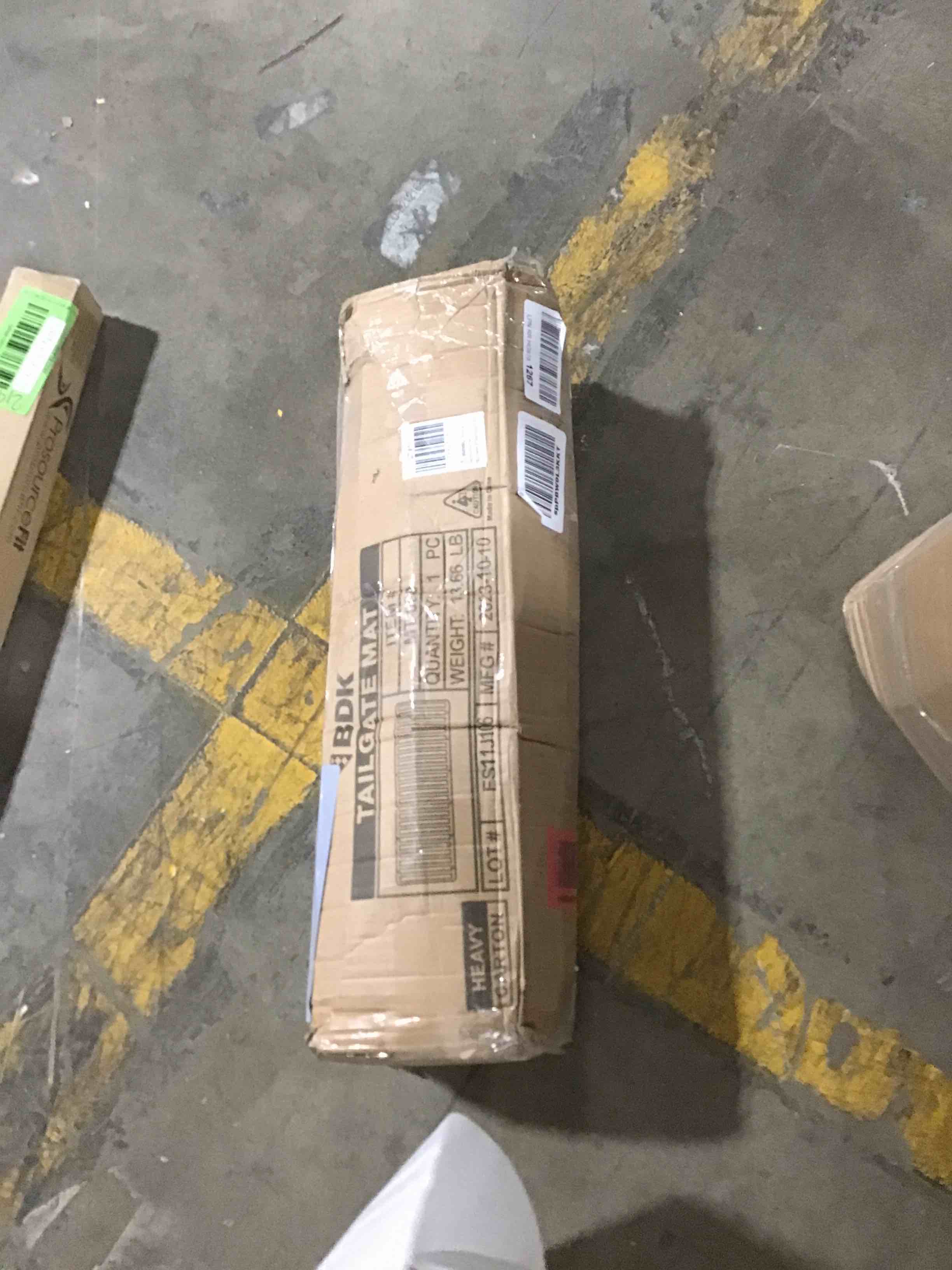 https://s3.amazonaws.com/lotting-images-prod/bidfta/GRN6106369_1712323778312.jpeg