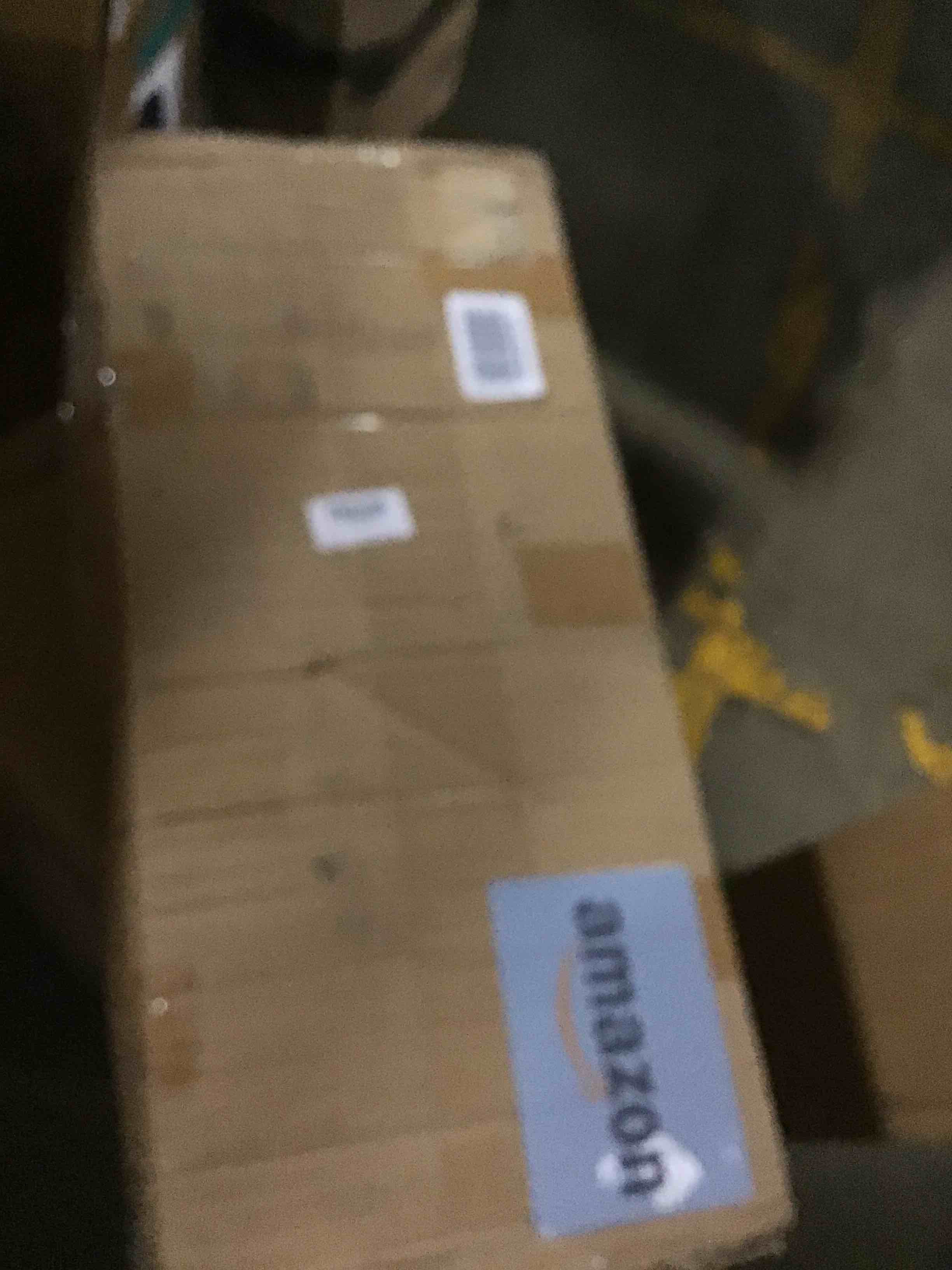 https://s3.amazonaws.com/lotting-images-prod/bidfta/GRN6106768_1712686615516.jpeg