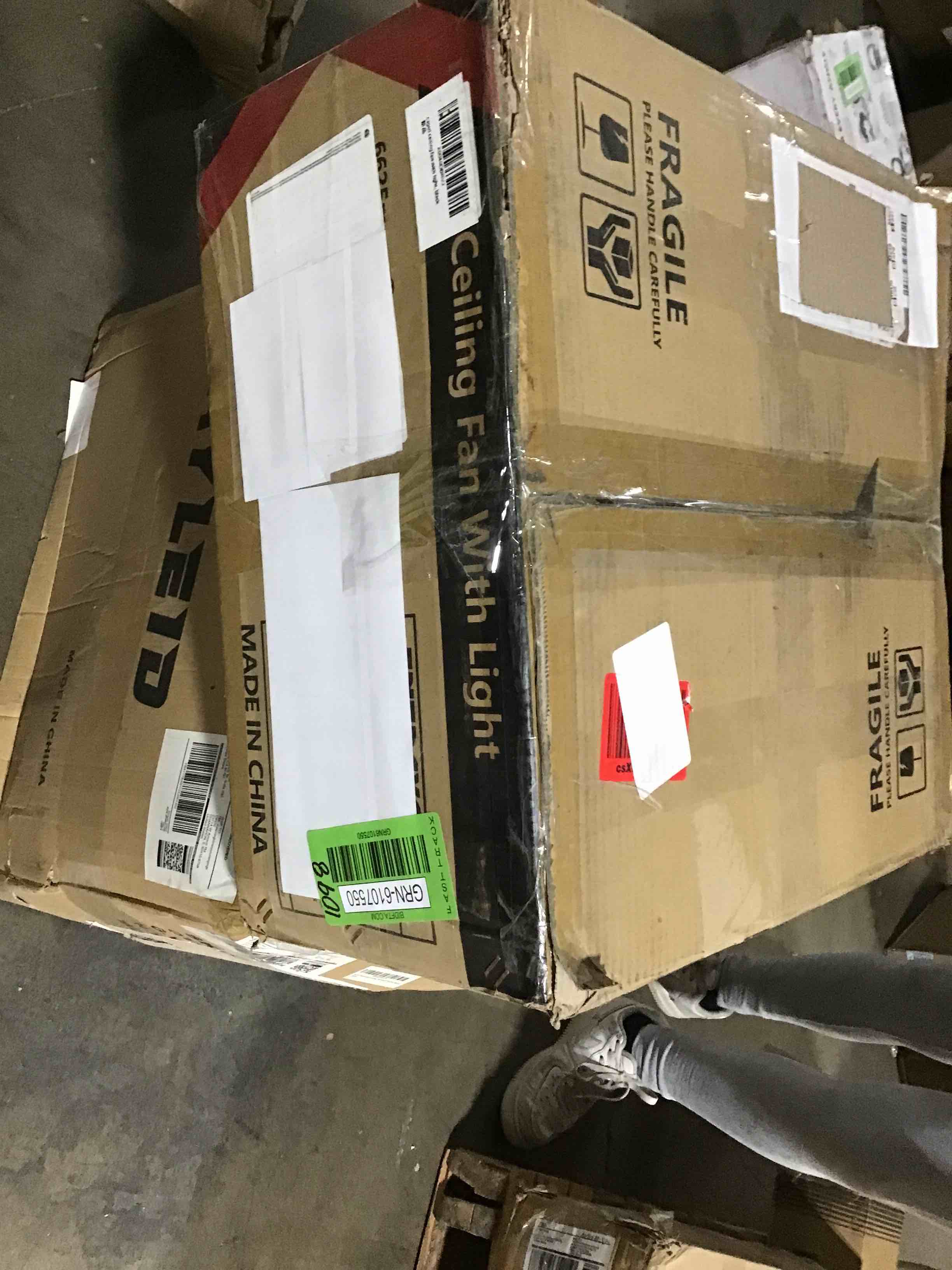 https://s3.amazonaws.com/lotting-images-prod/bidfta/GRN6107550_1708444559116.jpeg