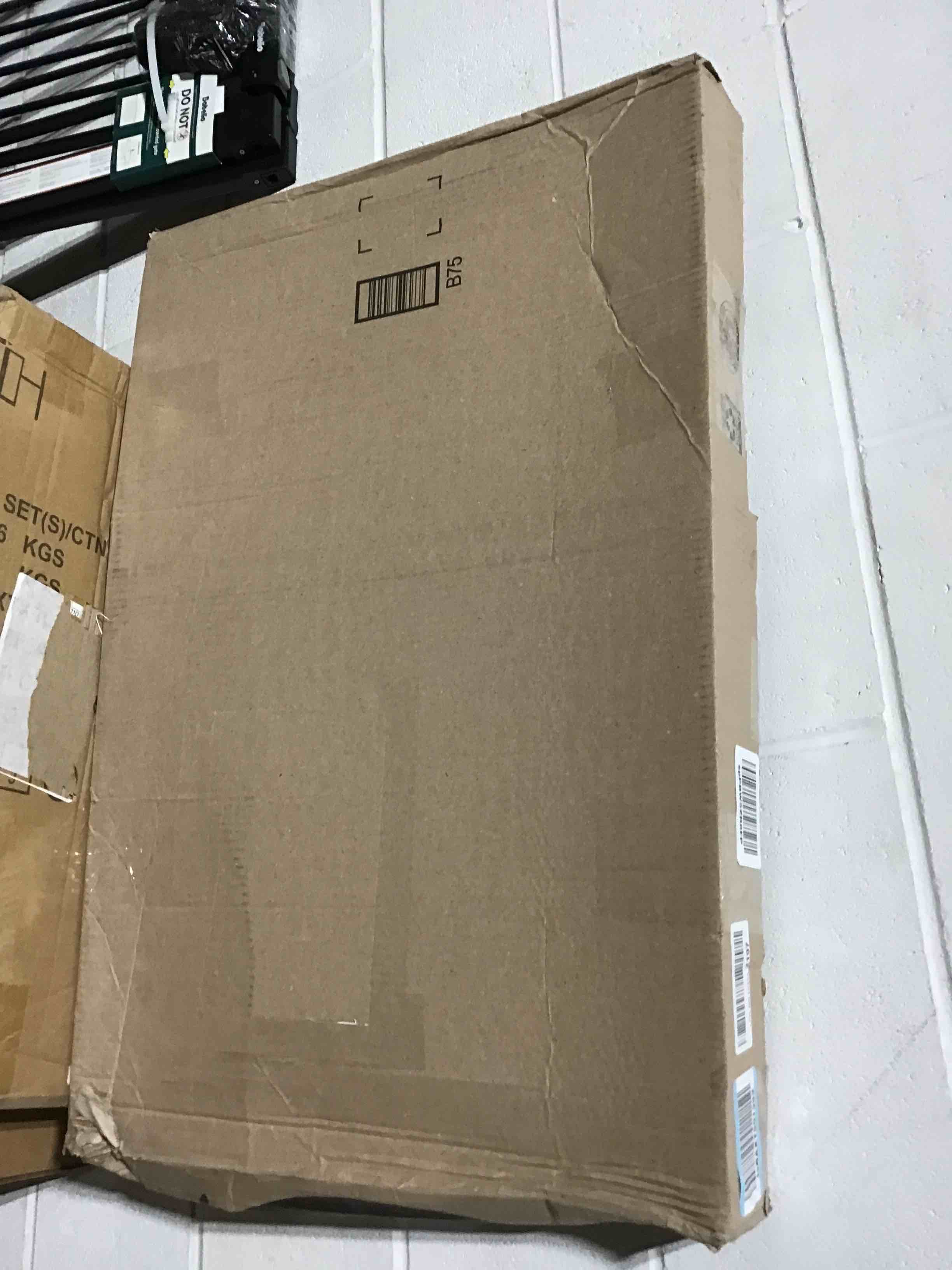 https://s3.amazonaws.com/lotting-images-prod/bidfta/GRN6111277_1708974557174.jpeg