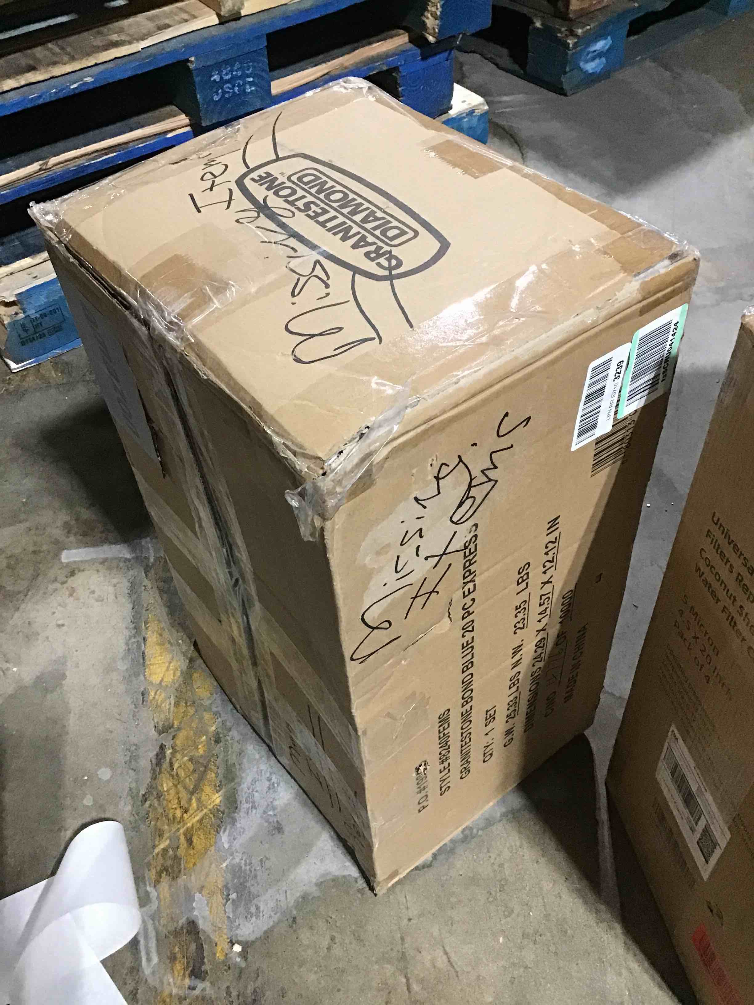 https://s3.amazonaws.com/lotting-images-prod/bidfta/GRN6111610_1710968245924.jpeg