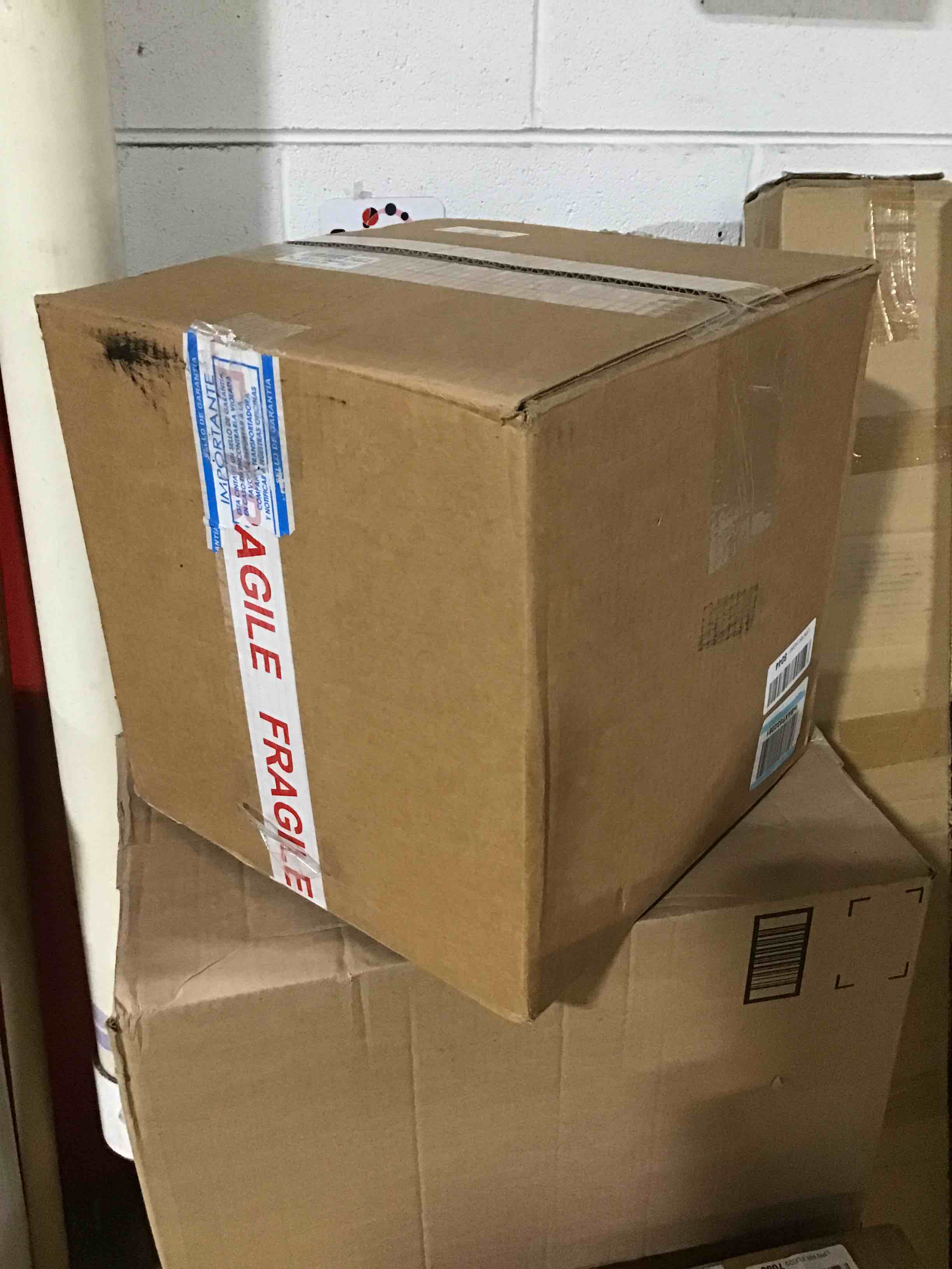 https://s3.amazonaws.com/lotting-images-prod/bidfta/GRN6113437_1709327014832.jpeg