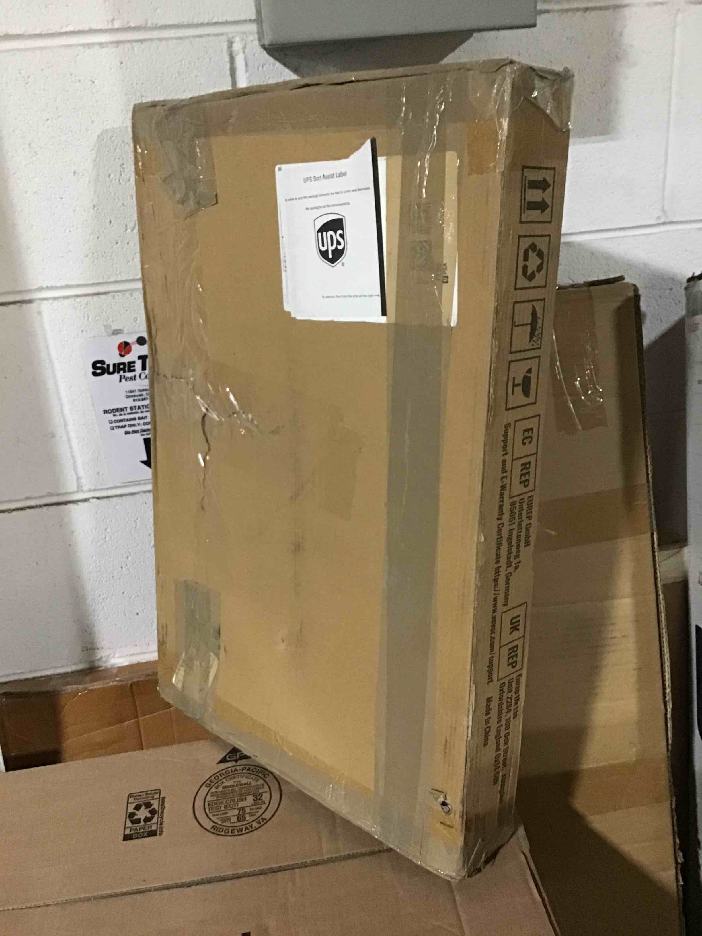 https://s3.amazonaws.com/lotting-images-prod/bidfta/GRN6113438_1709327054619.jpeg