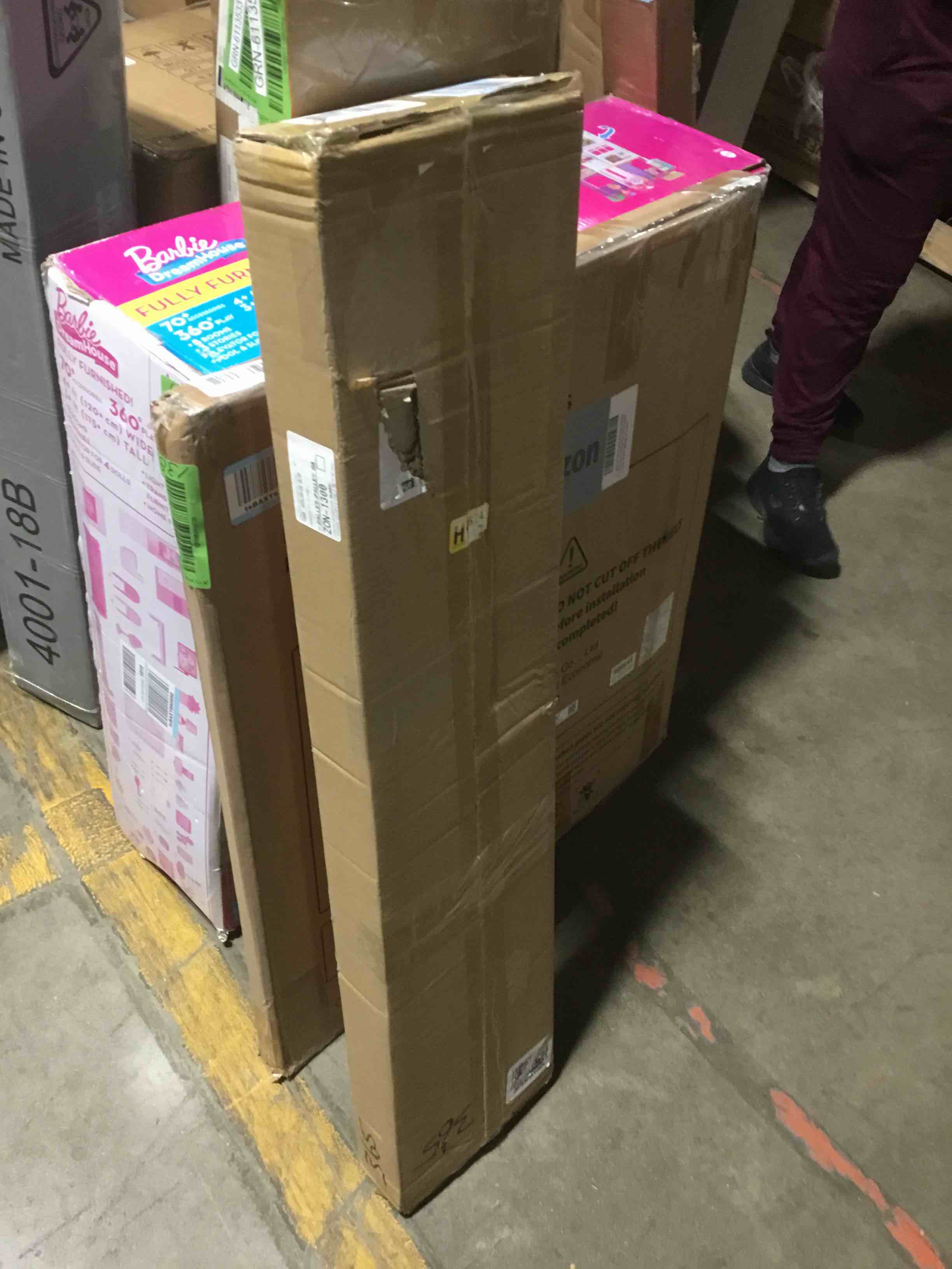 https://s3.amazonaws.com/lotting-images-prod/bidfta/GRN6113539_1709413219540.jpeg