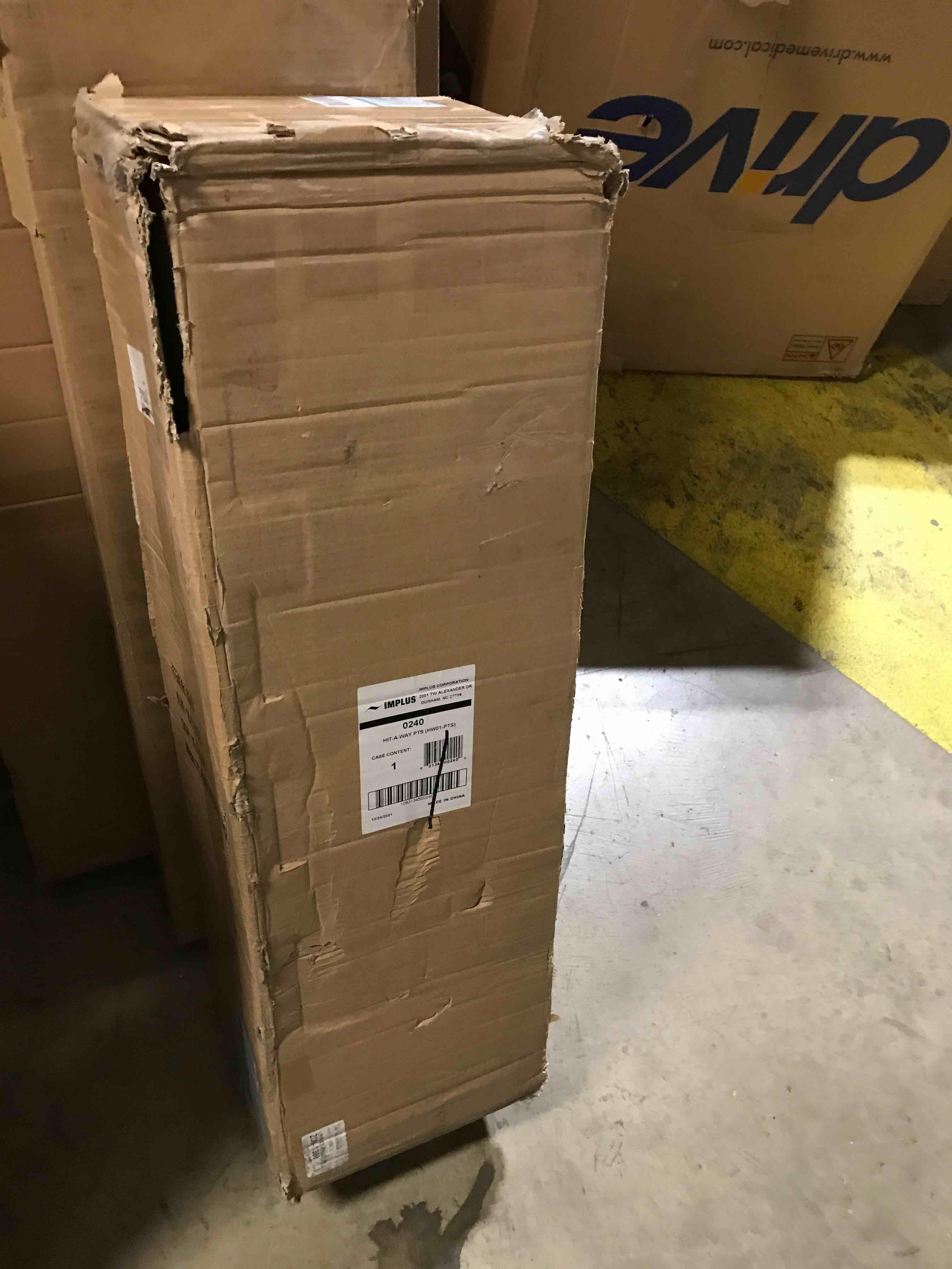 https://s3.amazonaws.com/lotting-images-prod/bidfta/GRN6113842_1709593124302.jpeg