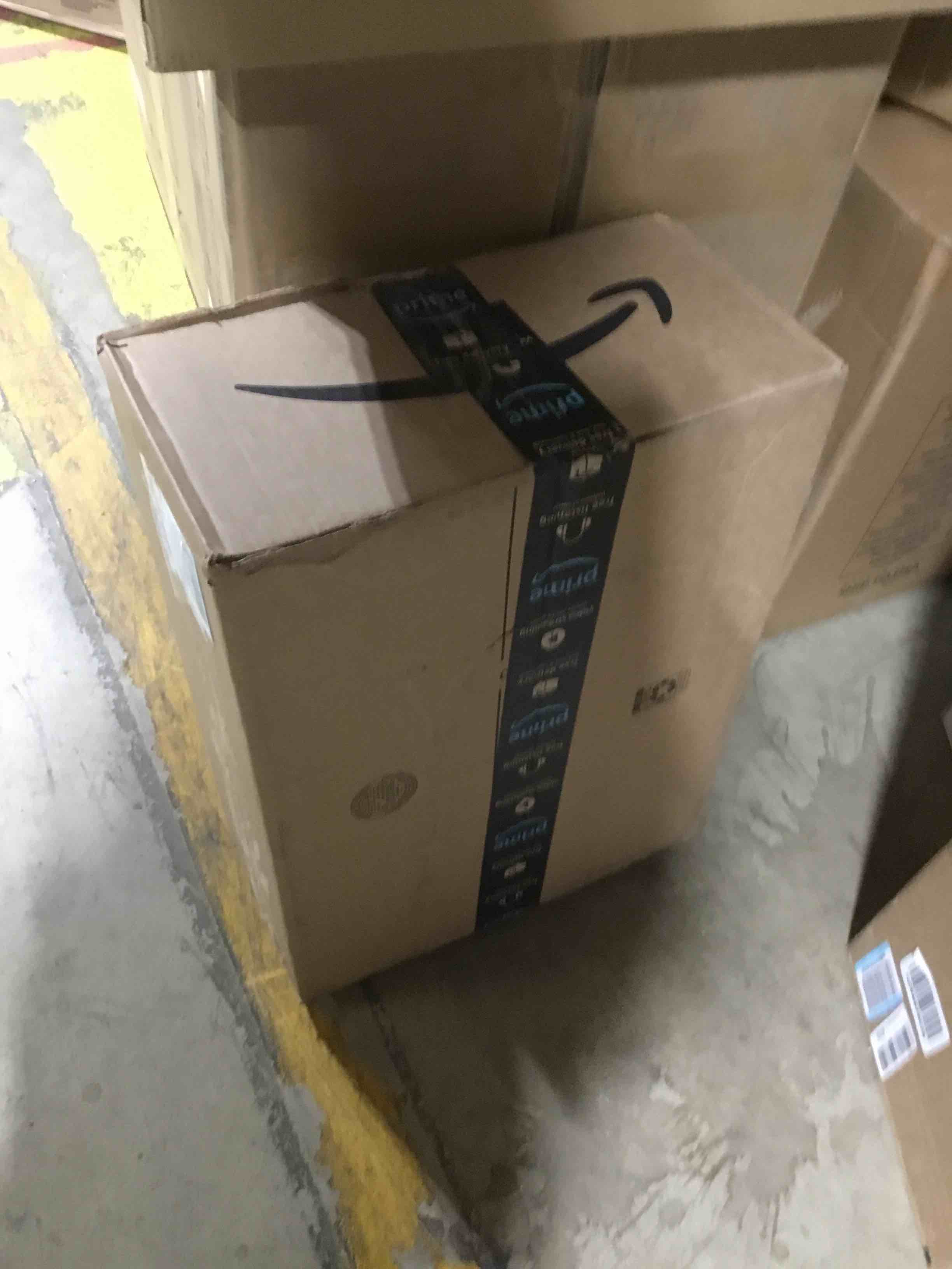 https://s3.amazonaws.com/lotting-images-prod/bidfta/GRN6114012_1709764672464.jpeg