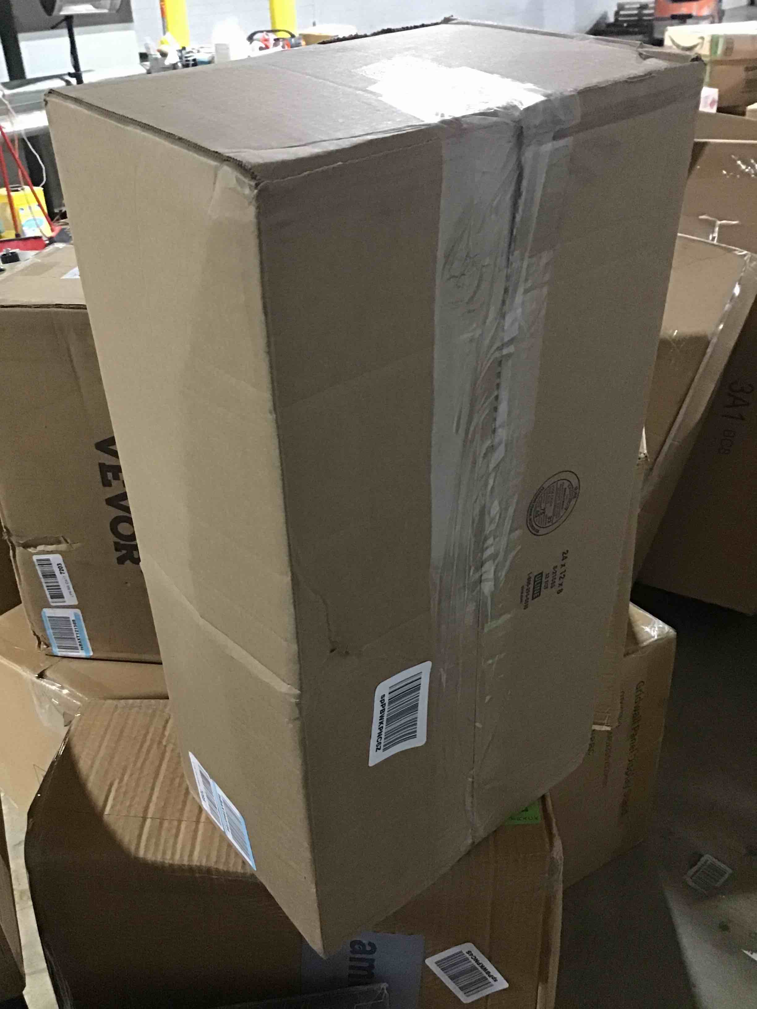 https://s3.amazonaws.com/lotting-images-prod/bidfta/GRN6114016_1709764375144.jpeg