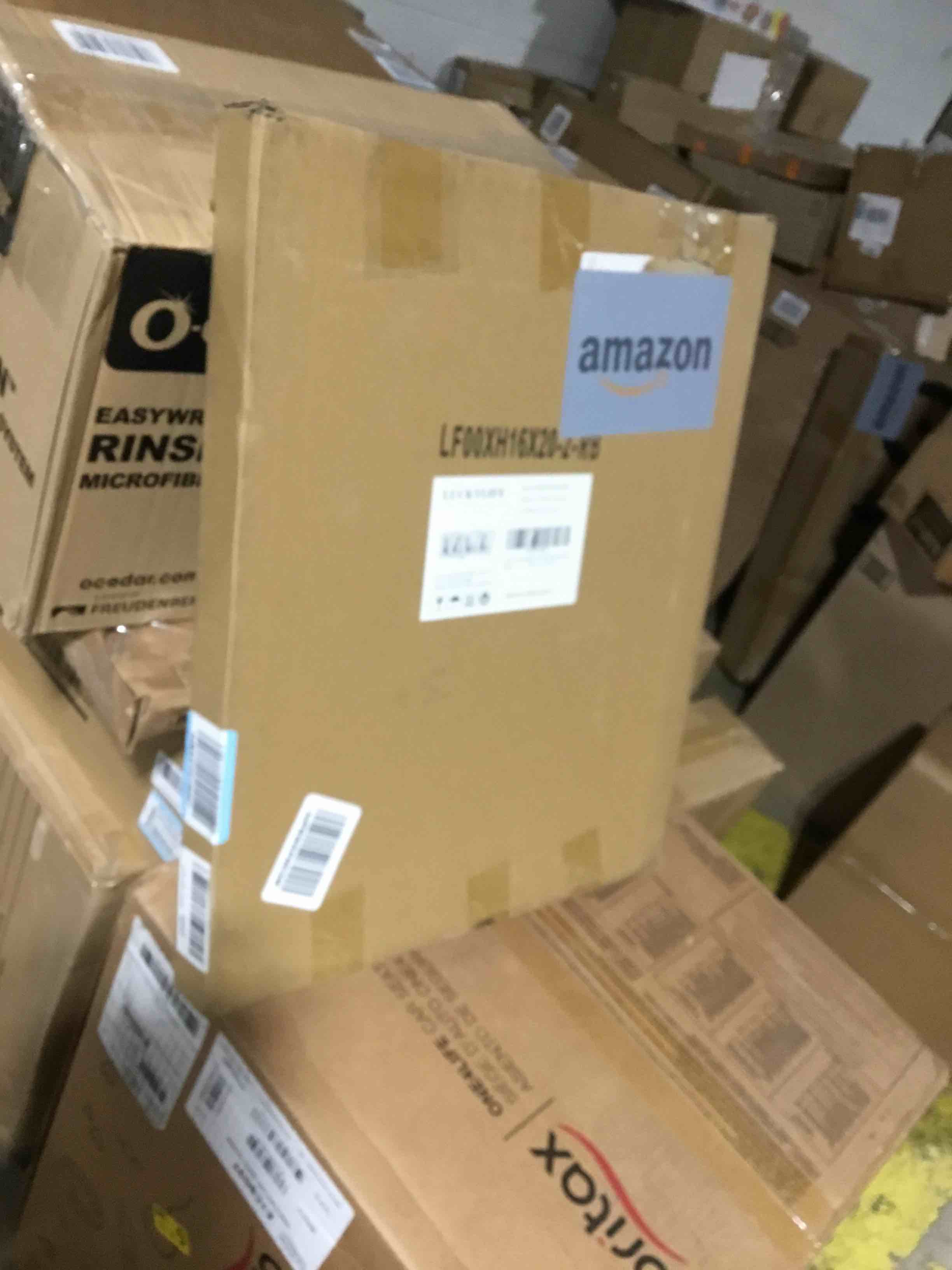 https://s3.amazonaws.com/lotting-images-prod/bidfta/GRN6114031_1709762037344.jpeg