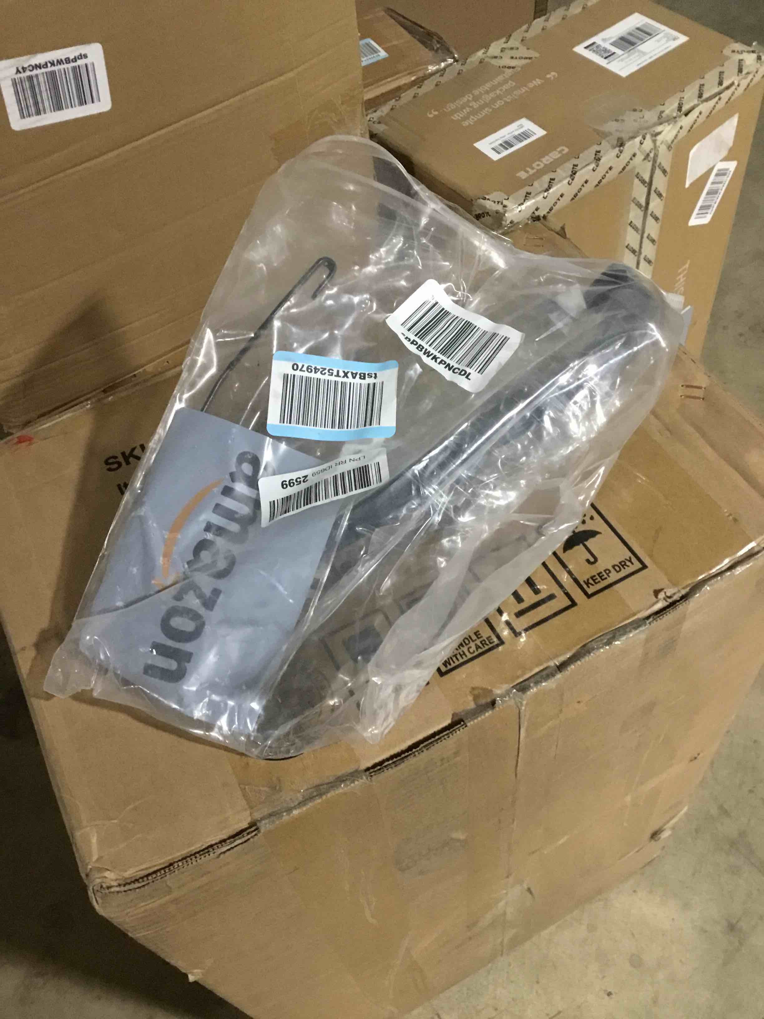 https://s3.amazonaws.com/lotting-images-prod/bidfta/GRN6114077_1709764086367.jpeg