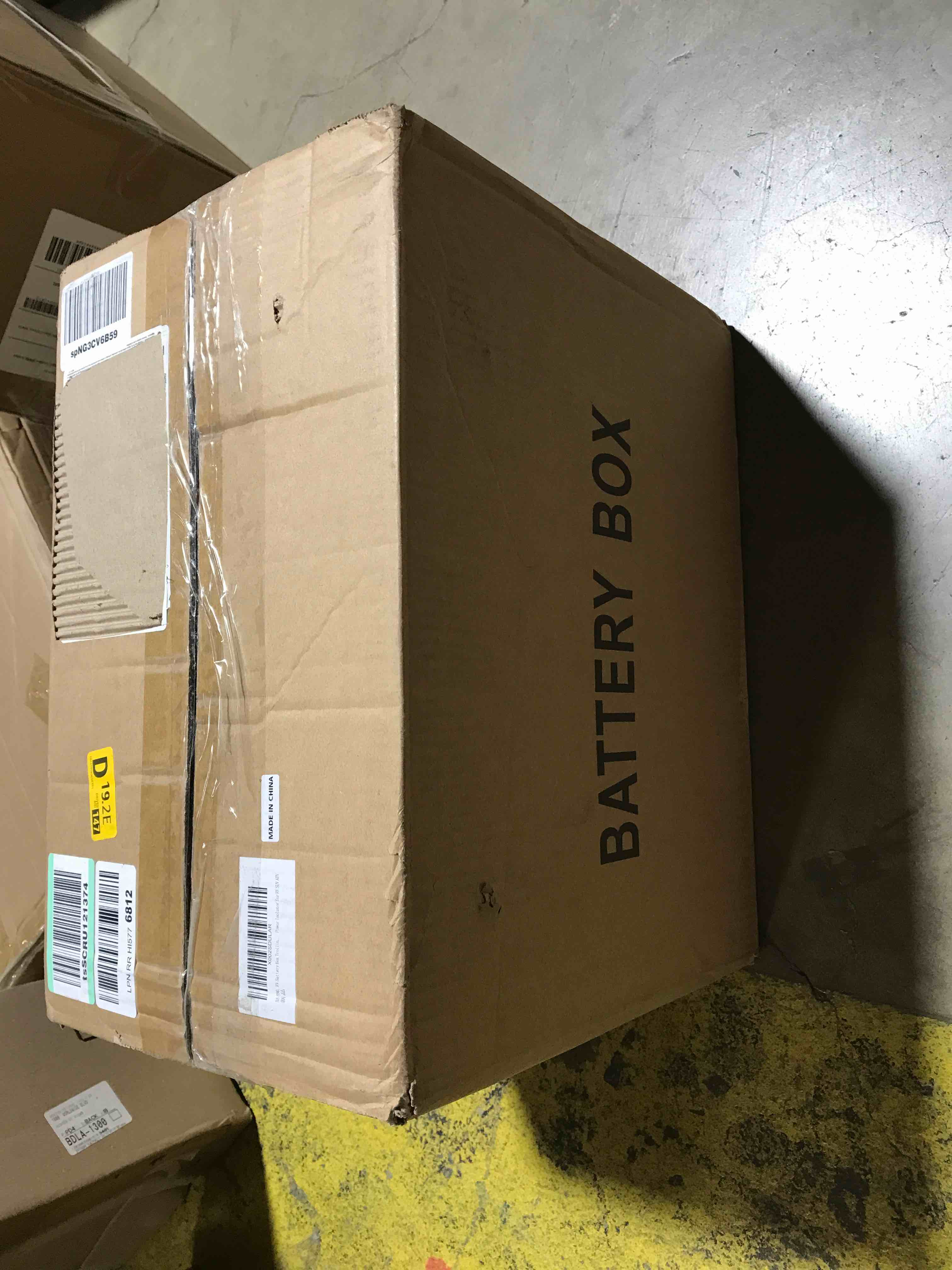 https://s3.amazonaws.com/lotting-images-prod/bidfta/GRN6115647_1708368028582.jpeg