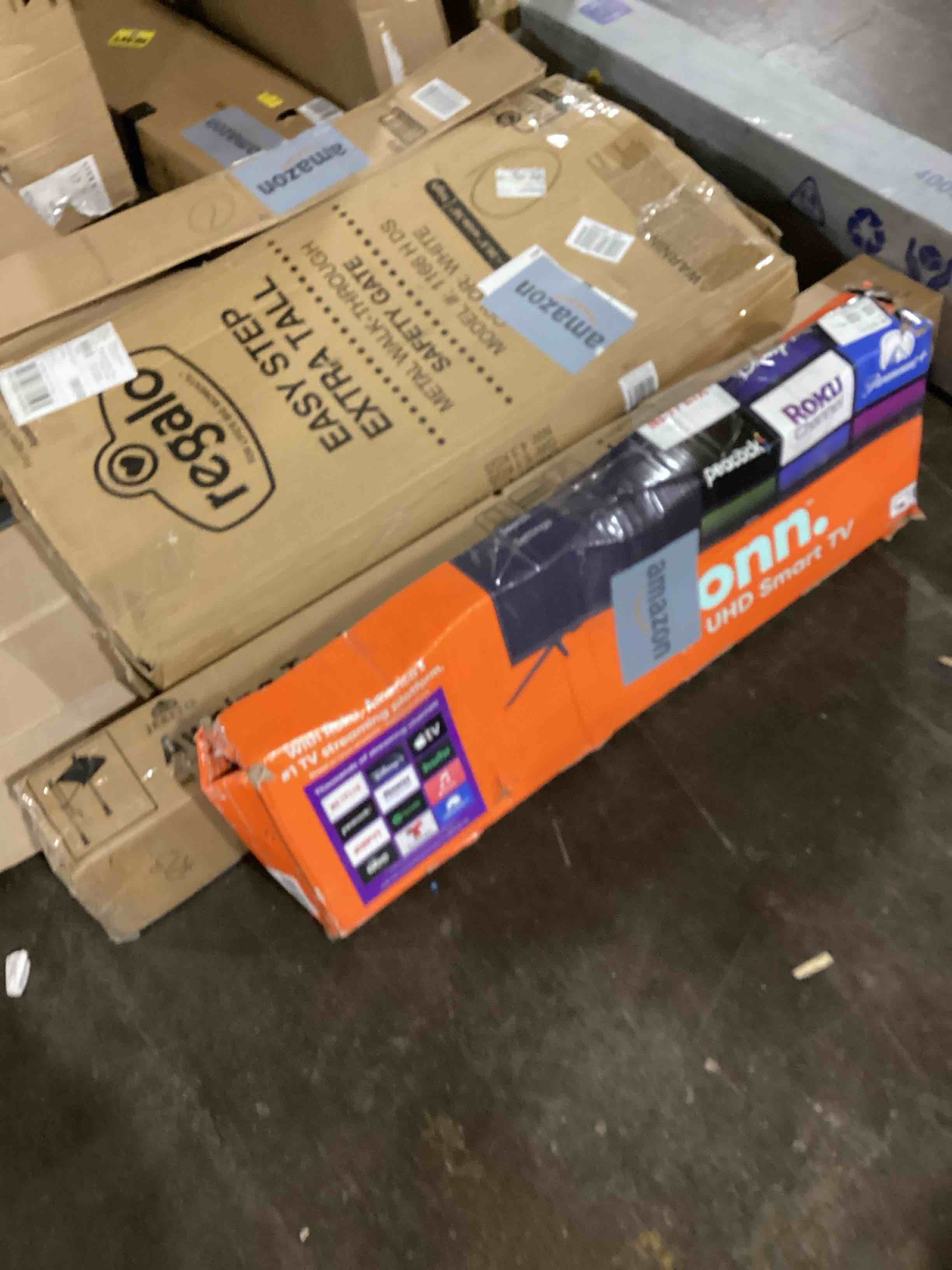 https://s3.amazonaws.com/lotting-images-prod/bidfta/GRN6116375_1713544847093.jpeg