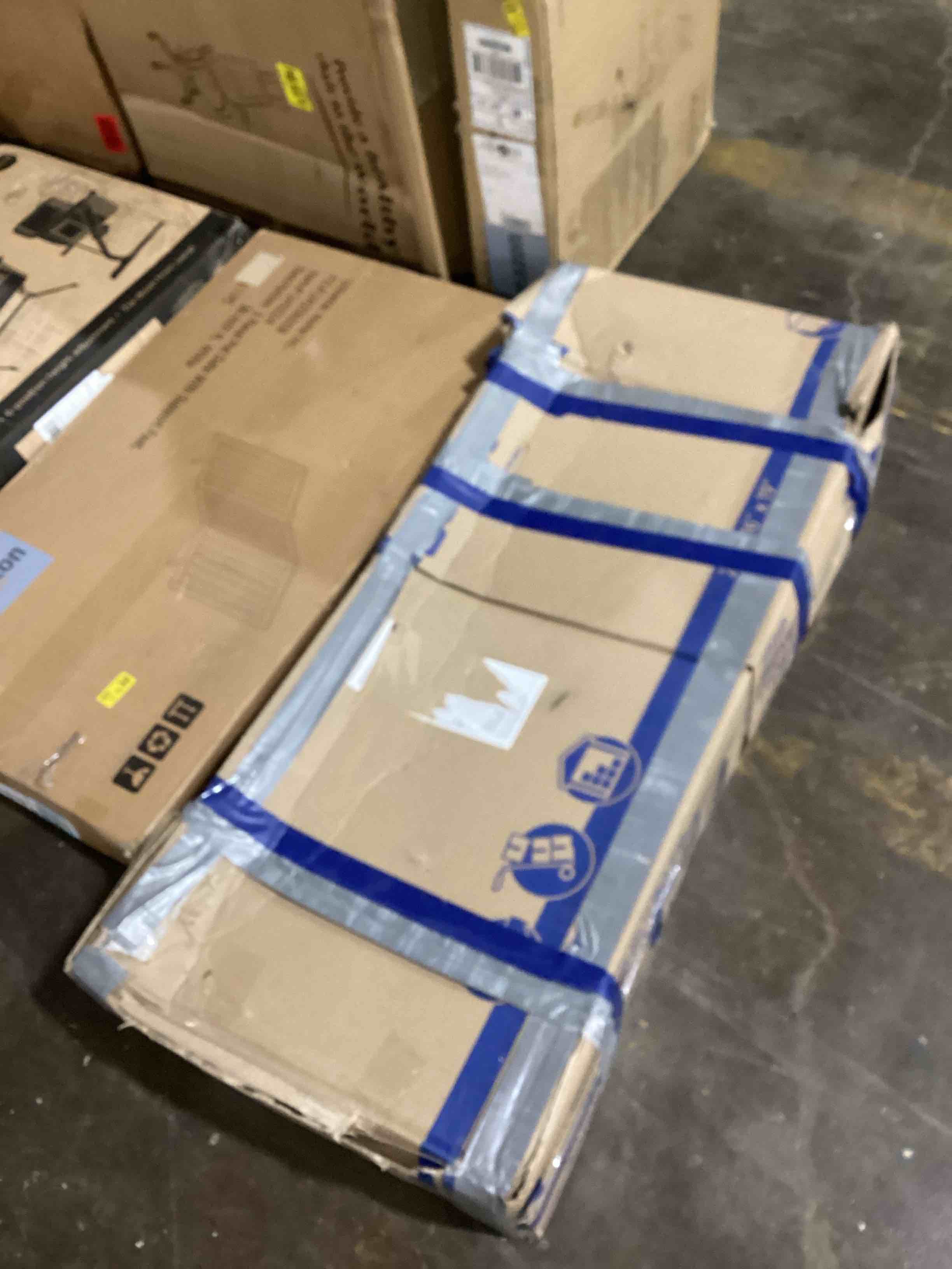 https://s3.amazonaws.com/lotting-images-prod/bidfta/GRN6116383_1713544465256.jpeg
